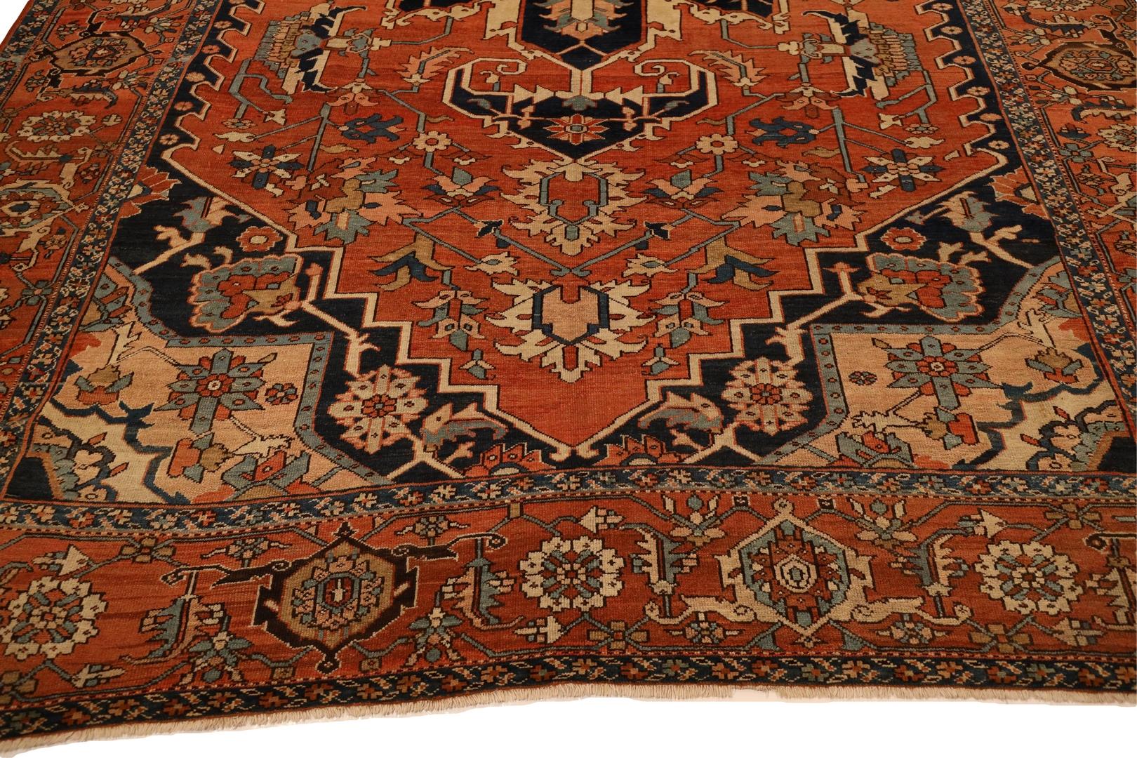 Hand-Knotted Heriz-Serapi Antique rug, Red Navy Ivory - 10'1