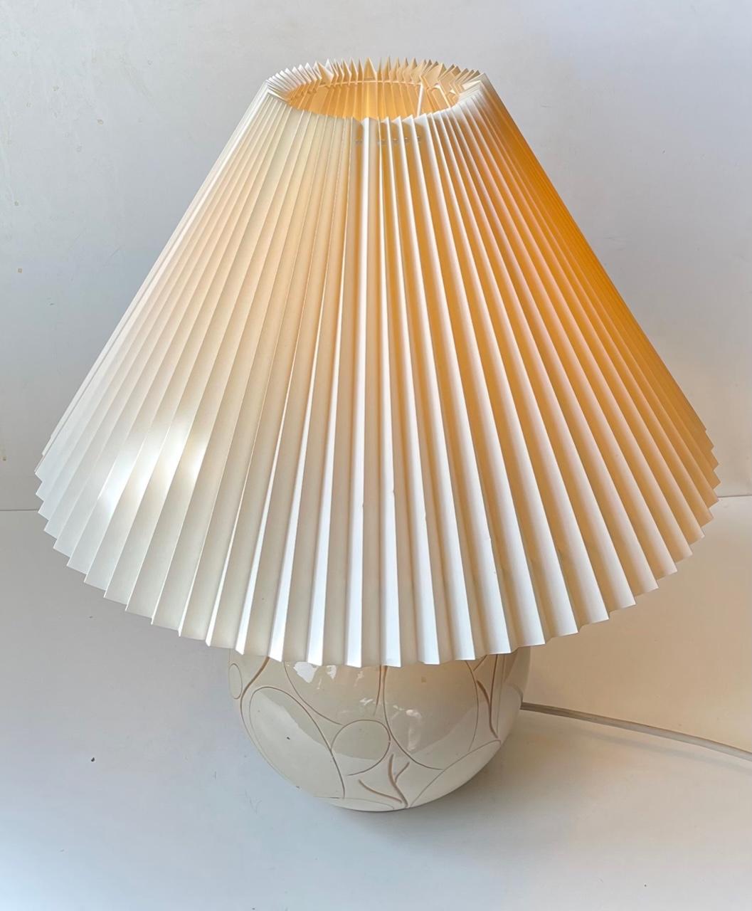 Danish Herman A. Kähler Ceramic Table Lamp in Creme Glaze, 1920s For Sale