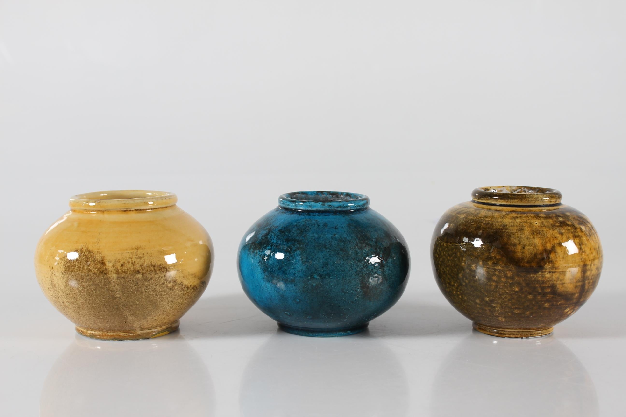 Glazed Herman A. Kähler Set of 3 Spherical Art Deco Vases Uranium Glaze Denmark, 1930s For Sale