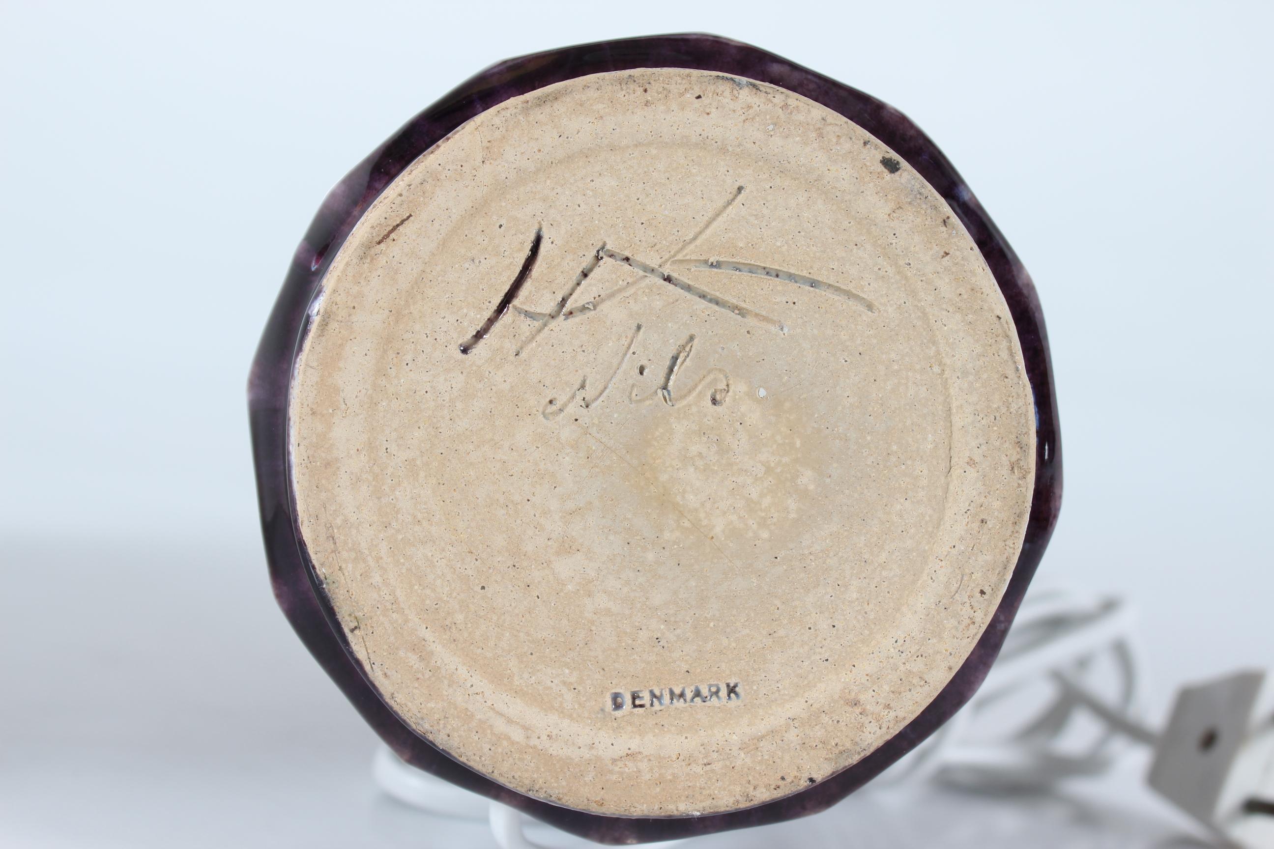Lampe de table Herman A. Kähler avec glaçure violet foncé et nouvel abat-jour Danemark années 1960 Bon état - En vente à Silkeborg, Silkeborg