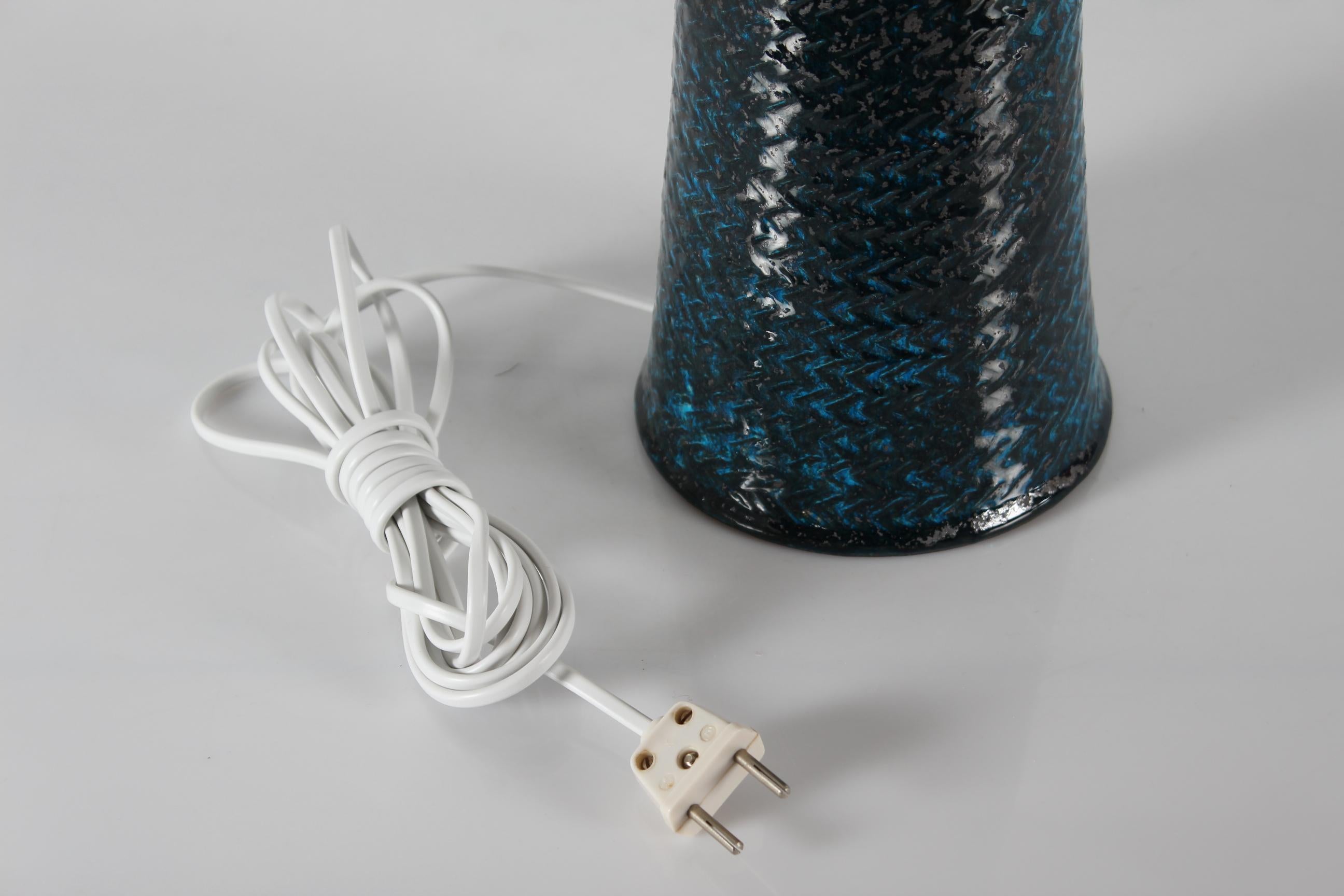 Grande lampe de bureau Herman A. Khler en 27 émail turquoise, Danemark, milieu du siècle dernier Bon état - En vente à Silkeborg, Silkeborg
