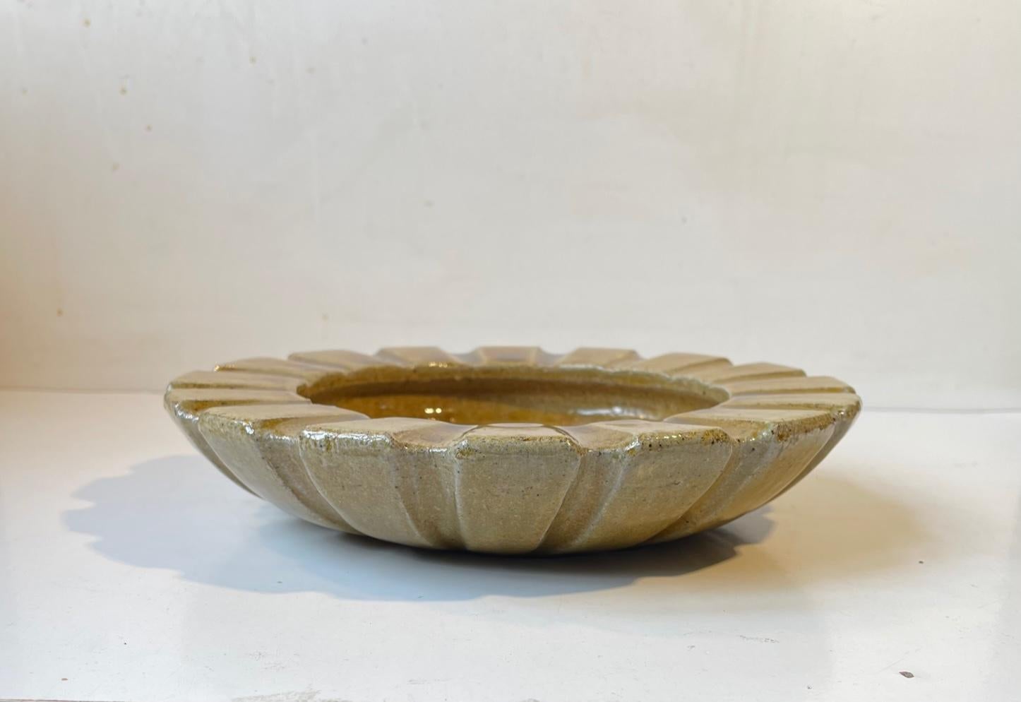 Mid-20th Century Herman August Kähler Art Deco Stoneware Bowl in Yellow Glaze, 1940s For Sale