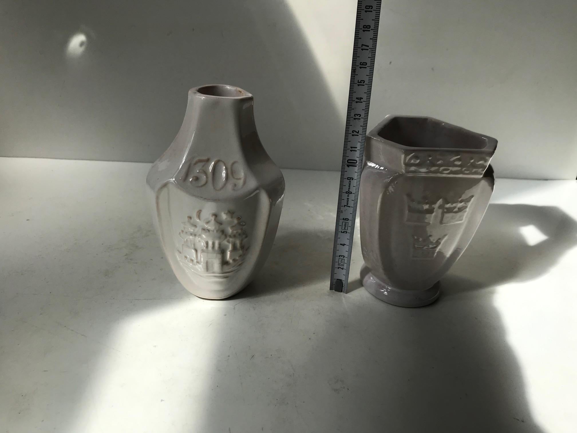 Herman August Kähler Two Antique White Commemorative Ceramic Vases, 1900s For Sale 2