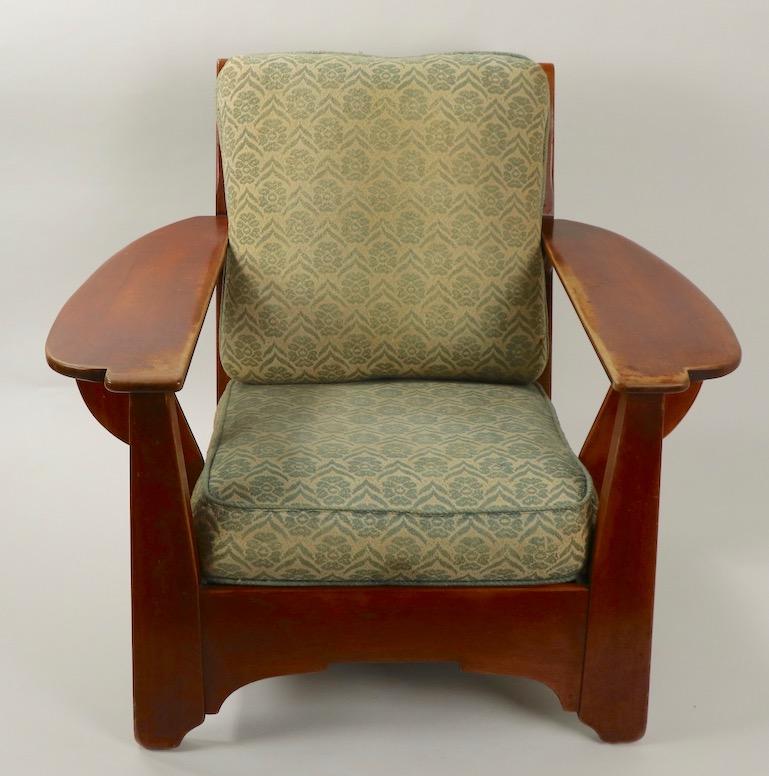Architectural form paddle arm lounge chair design by Herman De Vries for Cushman of Vermont. This stylish chair is of solid maple with original thick cushion seat and backrest. Art Deco period 1930s production, rustic, chic and comfortable.