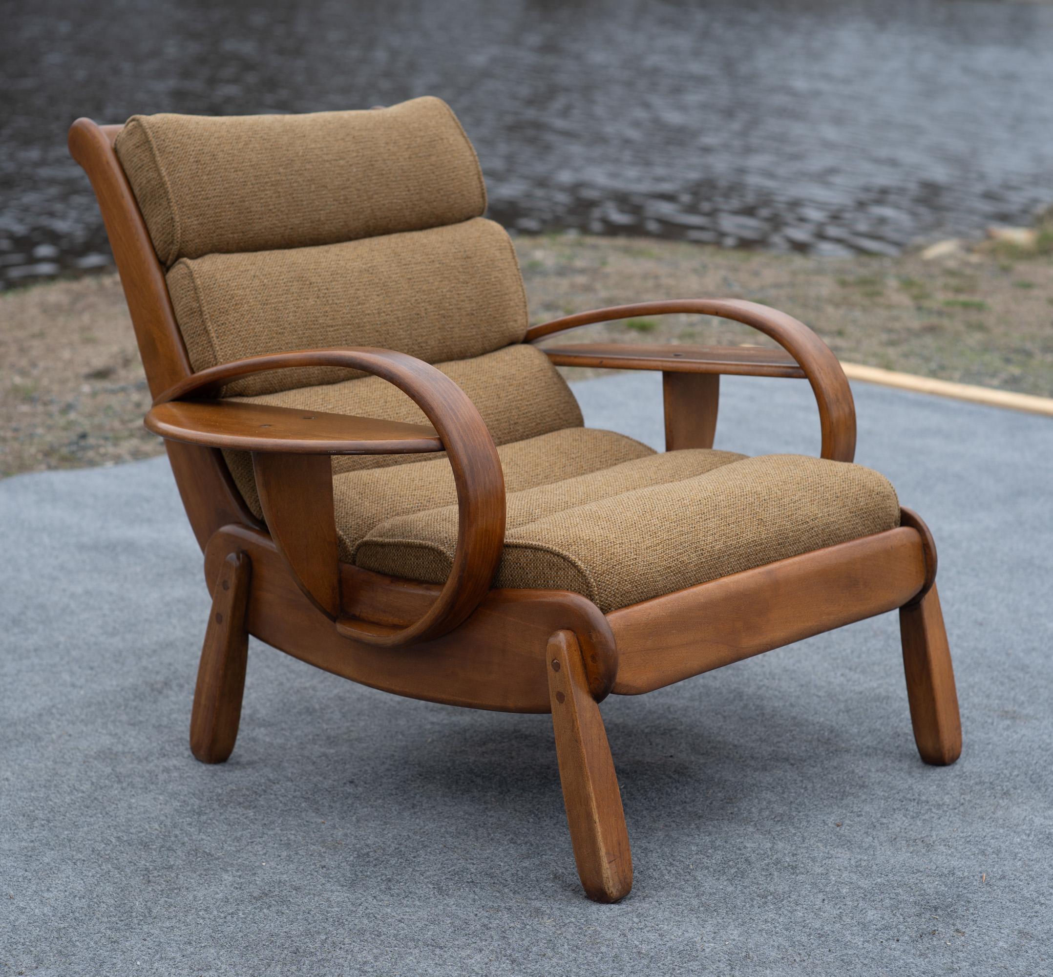 American Herman De Vries for Cushman Wide Paddle Lounge Chair, Solid Maple & Brown, 1940s