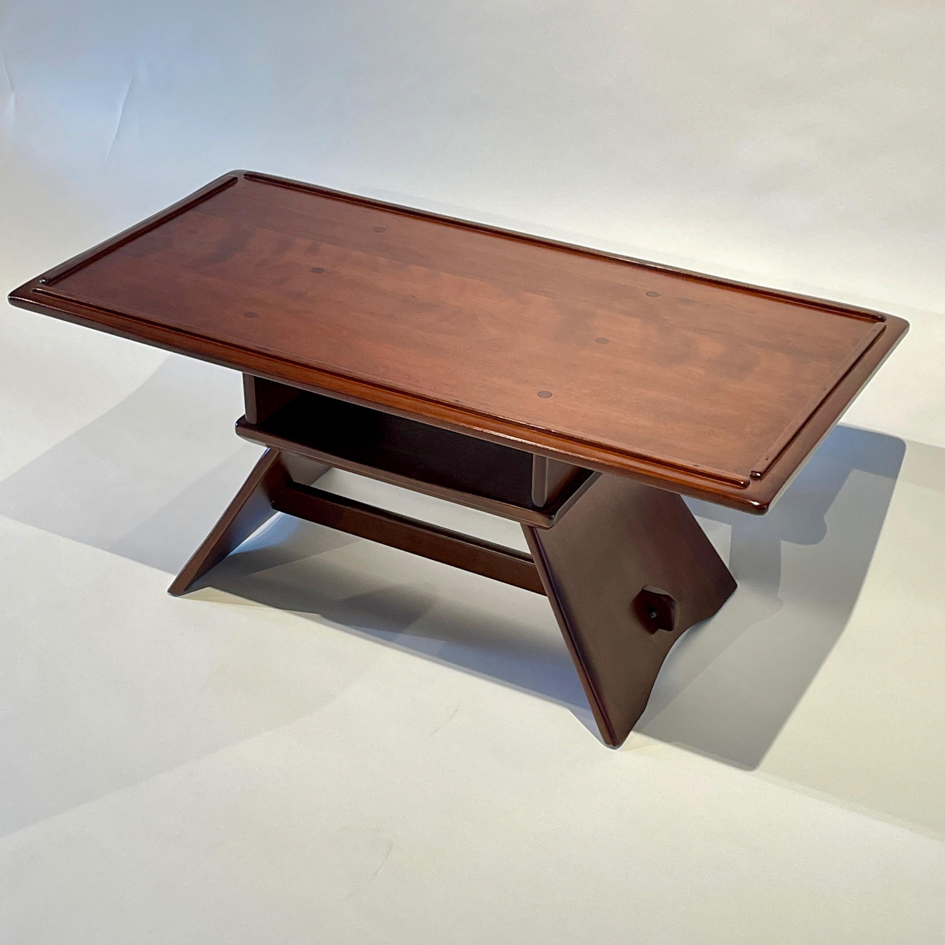 Herman DeVries for Cushman Craftsman Coffee Table of Solid Hard Rock Maple In Good Condition In Hudson, NY