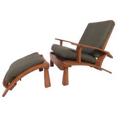 Herman DeVries for Cushman Furniture Morris Chair and Ottoman, circa 1930s