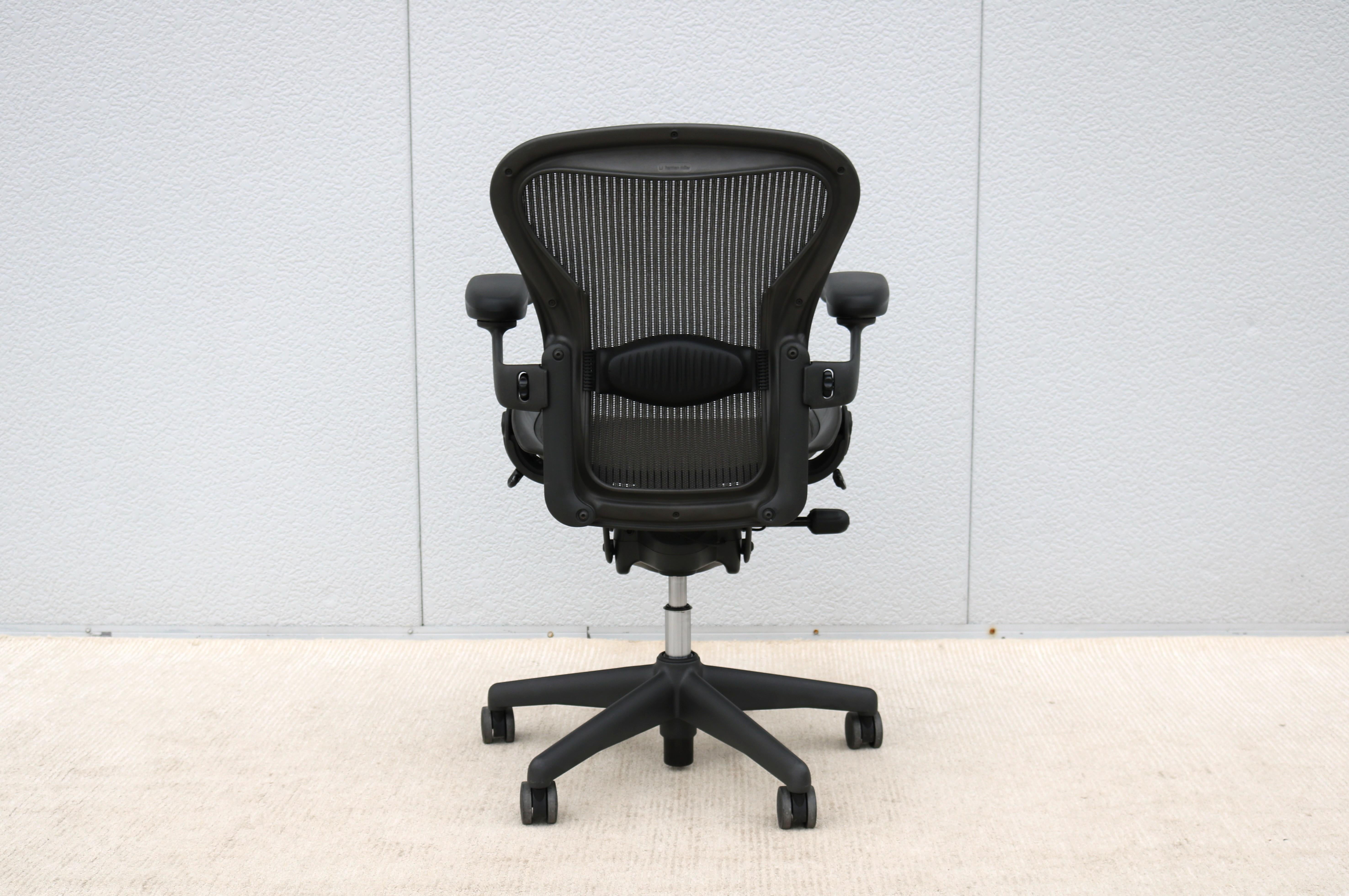 Herman Miller Aeron Chair Size A Carbon Mesh & Graphite Frame, Fully Adjustable 4