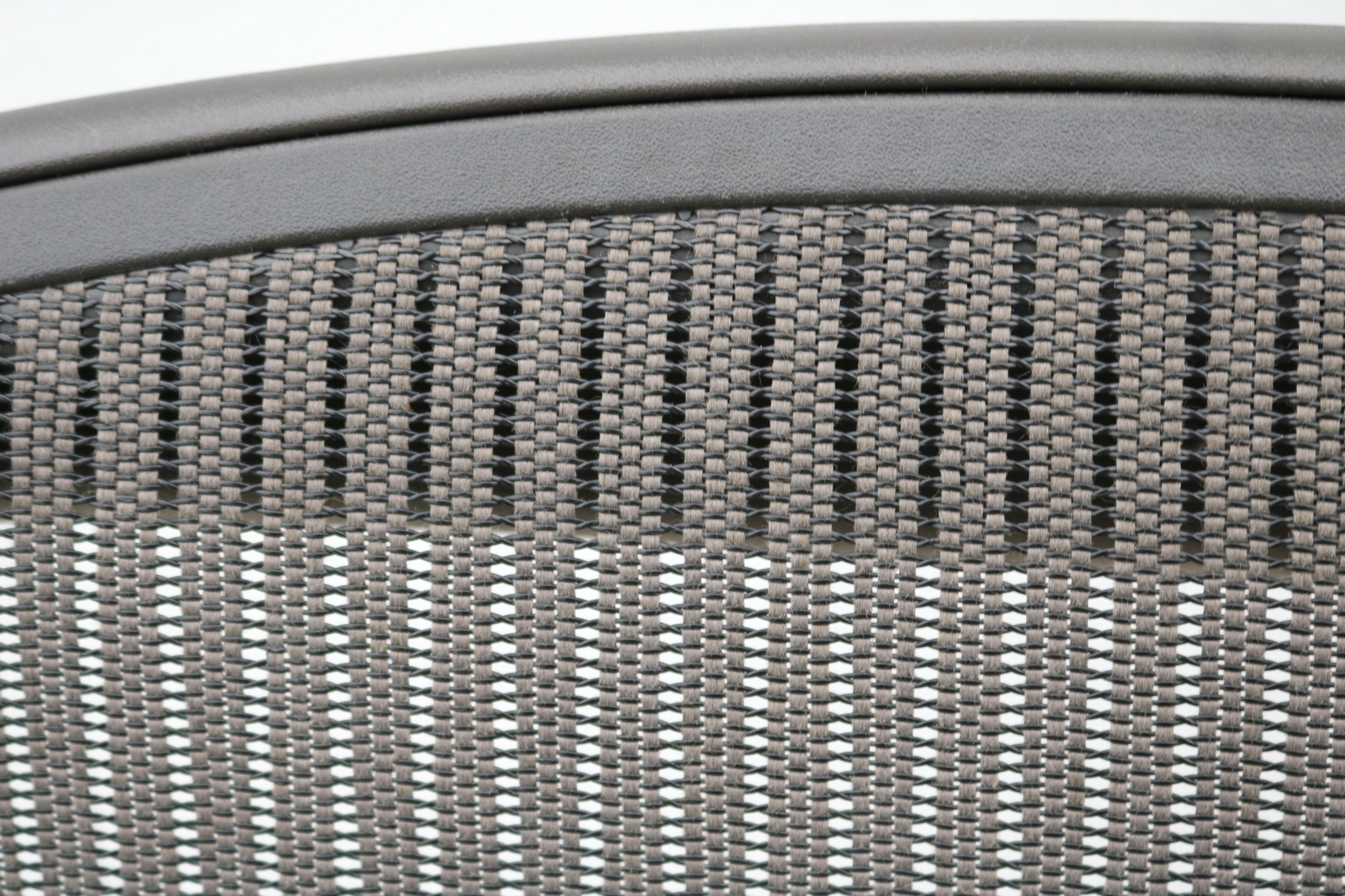 Herman Miller Aeron Chair Size A Carbon Mesh & Graphite Frame, Fully Adjustable 9