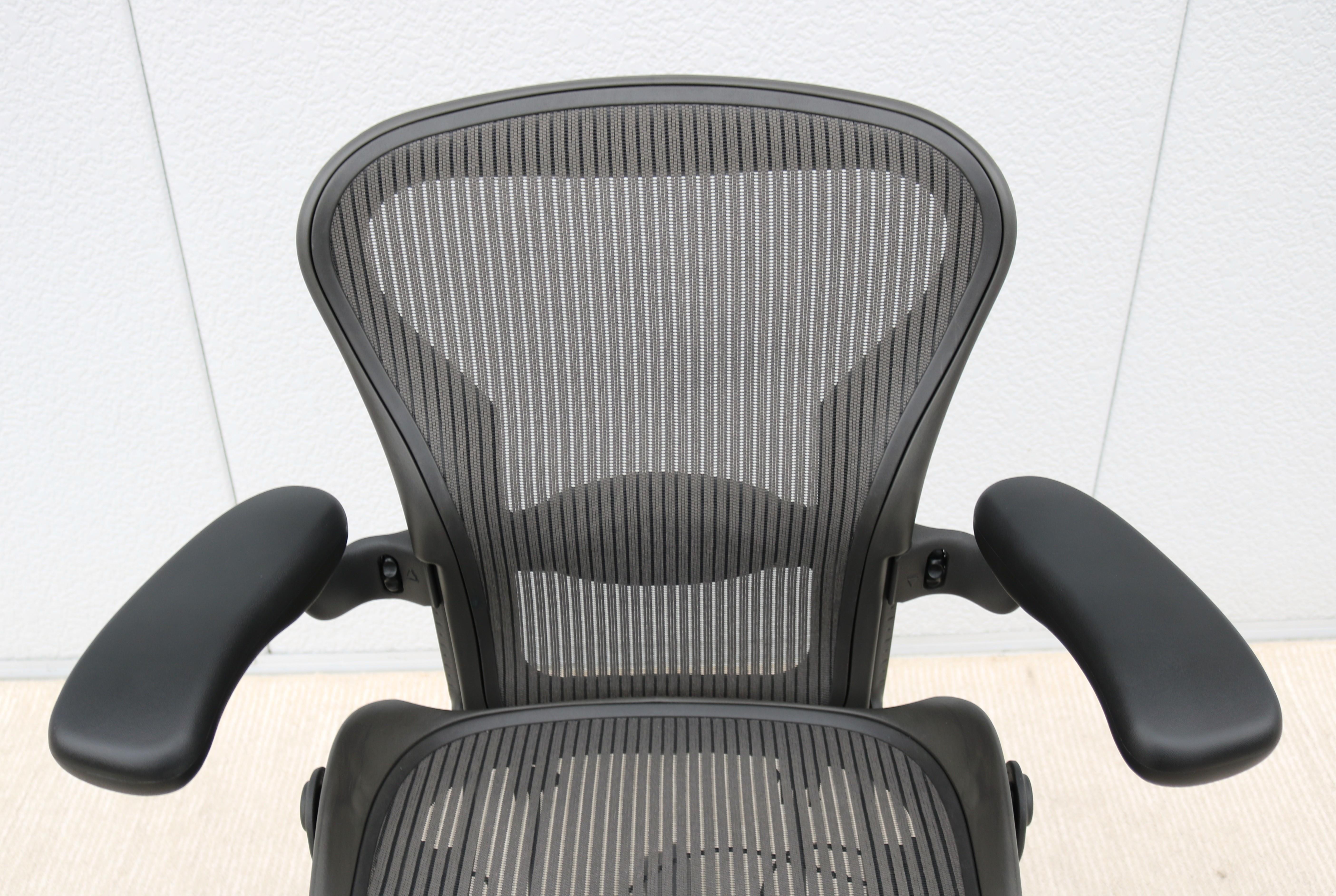 Herman Miller Aeron Chair Size A Carbon Mesh & Graphite Frame, Fully Adjustable 12