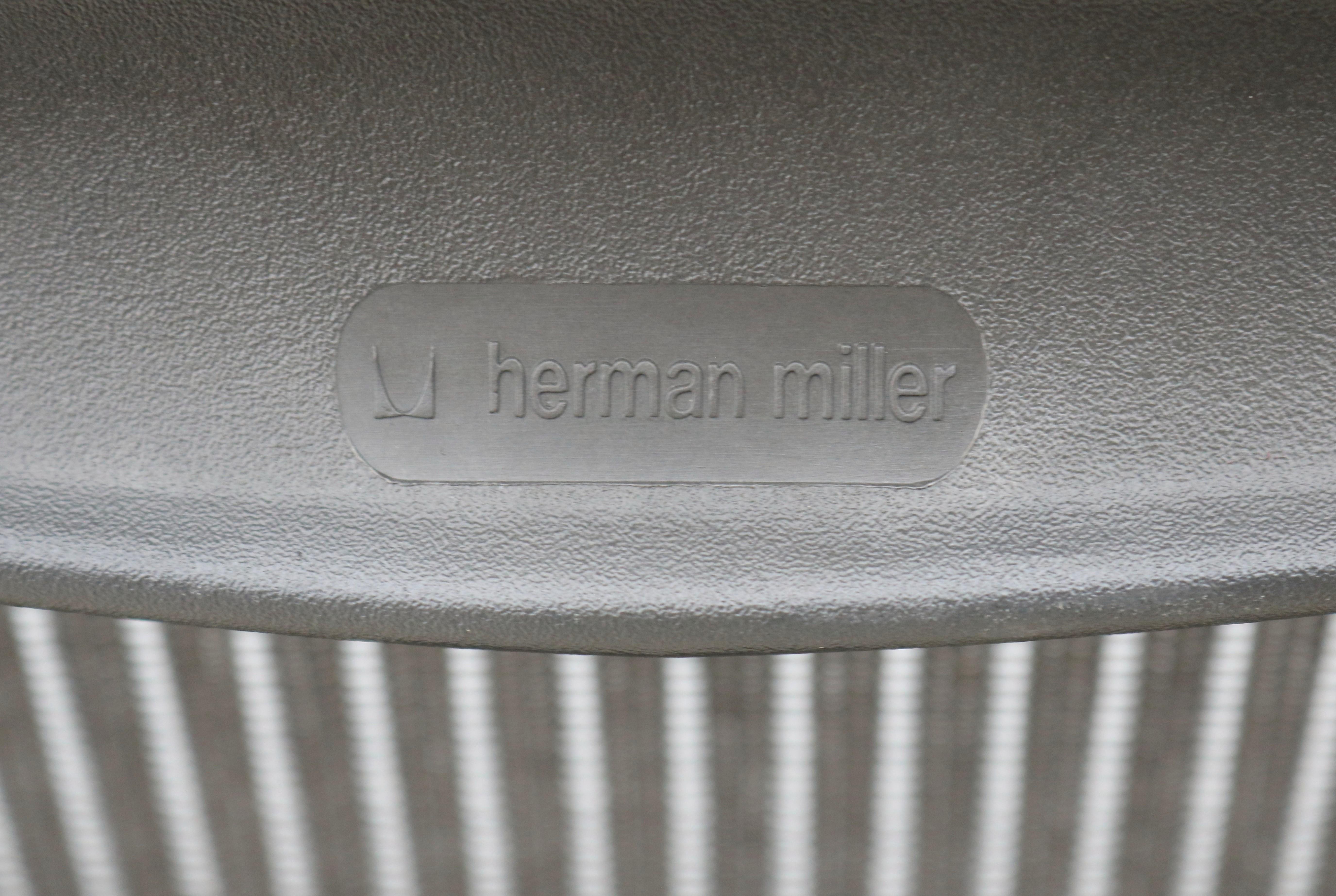 Herman Miller Aeron Chair Size A Carbon Mesh & Graphite Frame, Fully Adjustable 13