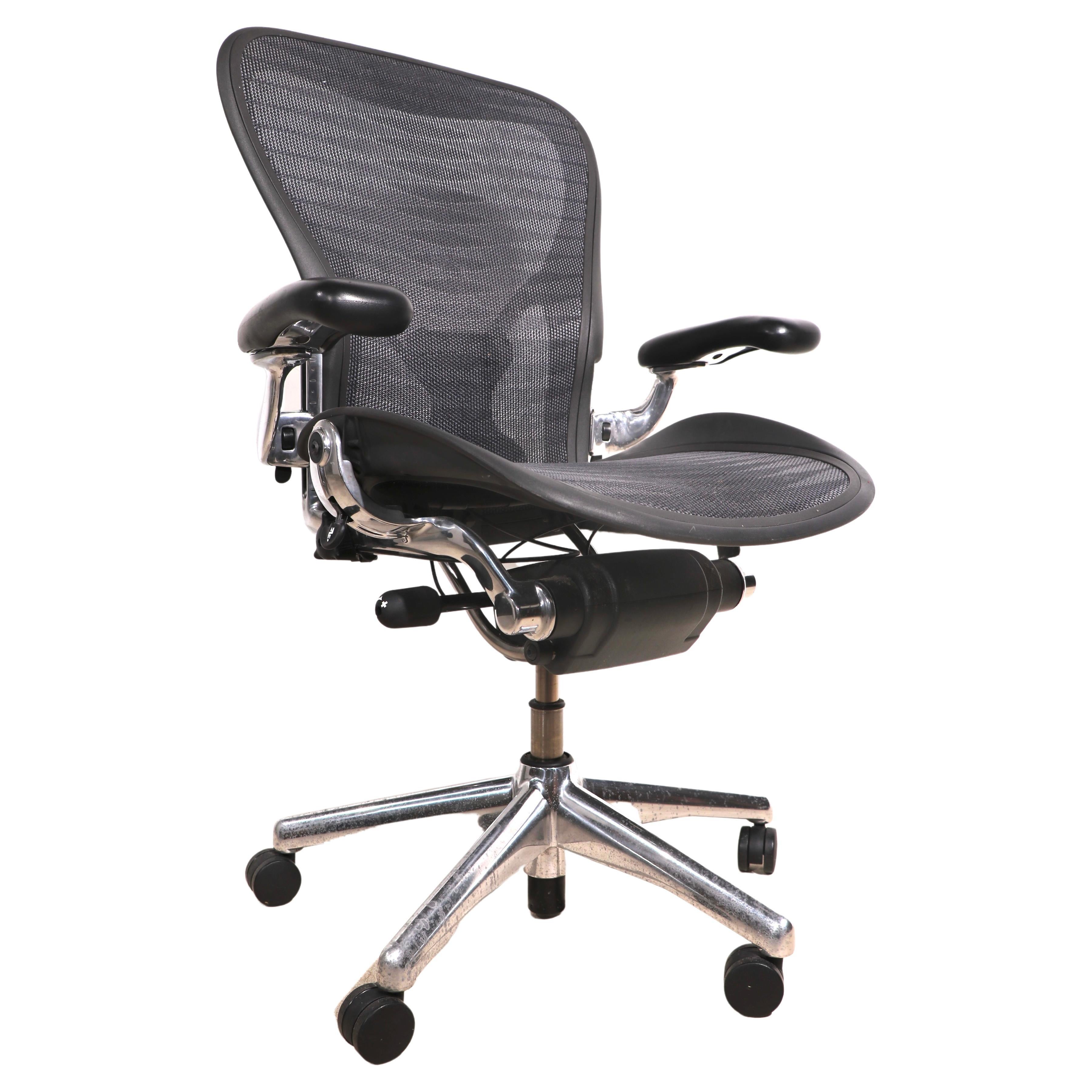 Herman Miller Aeron Swivel Desk Office Chair