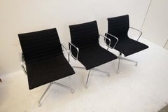 Herman Miller, Aluminium Group Management Chairs