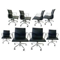 Silla de oficina Herman Miller Aluminum Group en piel negra (Disponible en varios modelos)