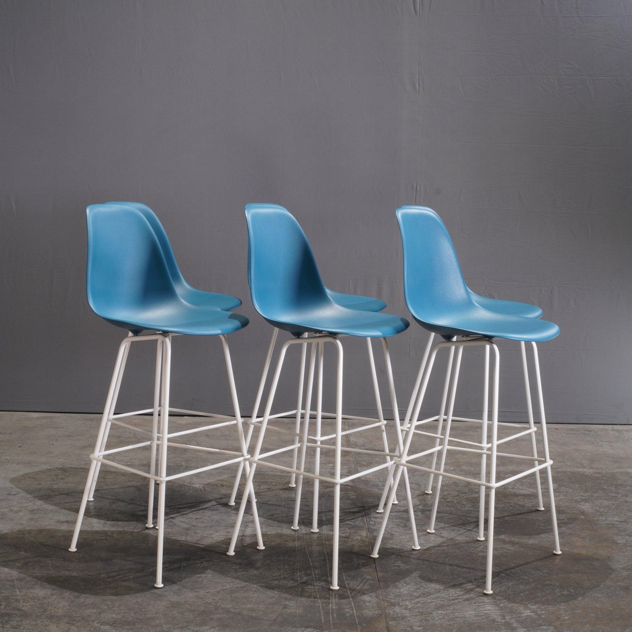Herman Miller Blue Moulded Plastic Stool by Charles & Ray Eames For Sale 3