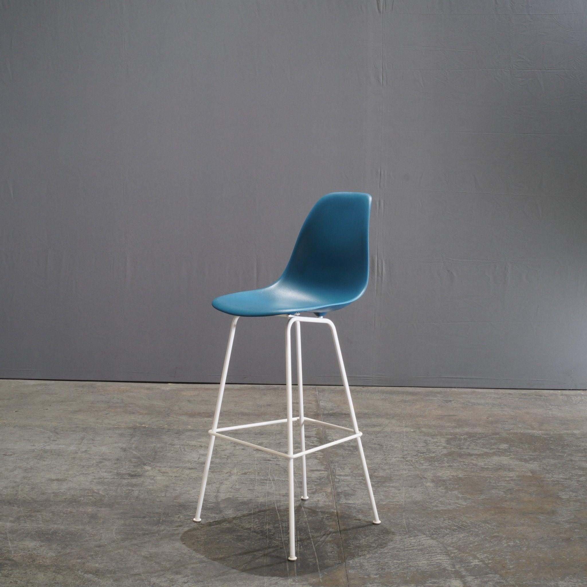 Mid-Century Modern Herman Miller Blue Moulded Plastic Stool by Charles & Ray Eames For Sale