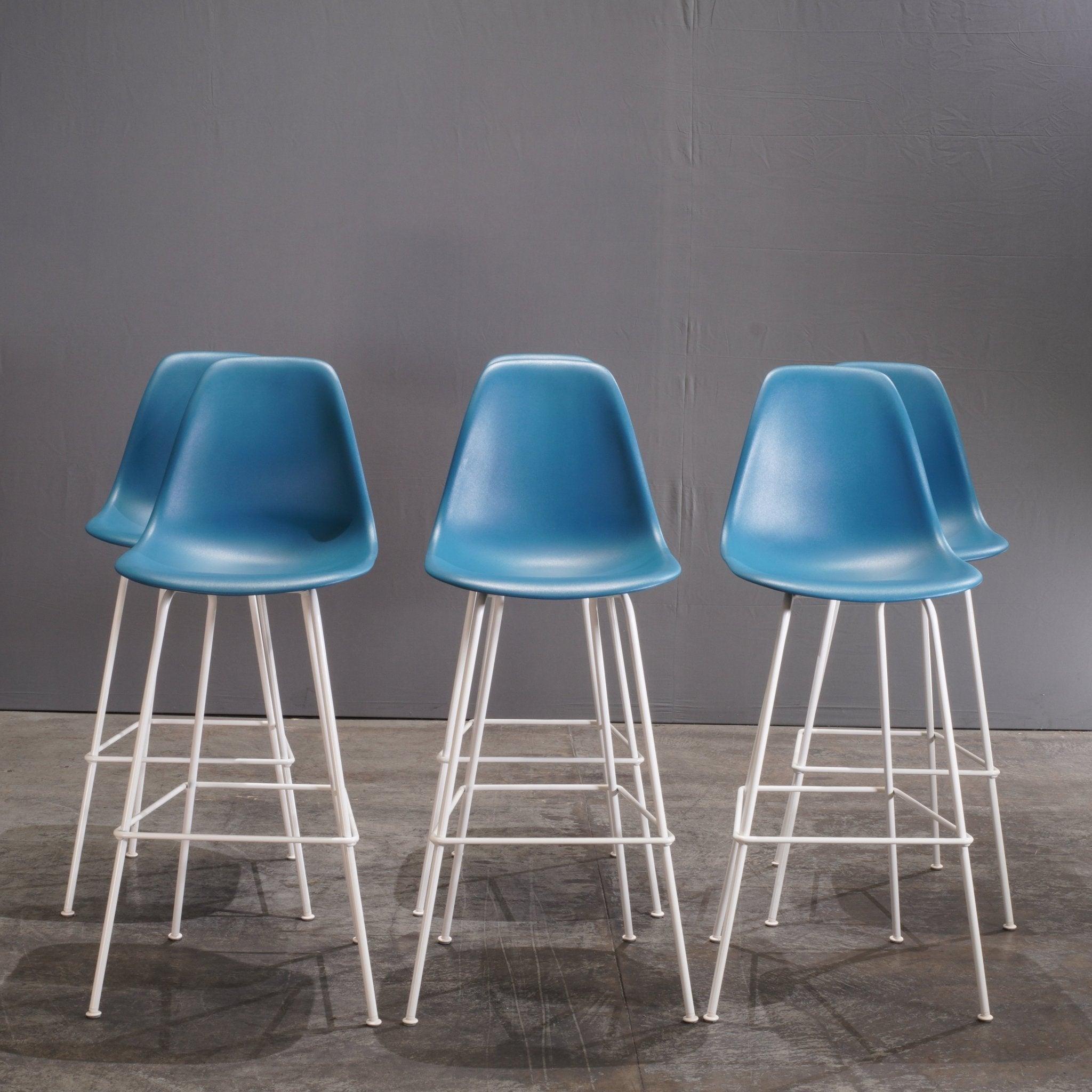 Herman Miller Blue Moulded Plastic Stool by Charles & Ray Eames For Sale 2