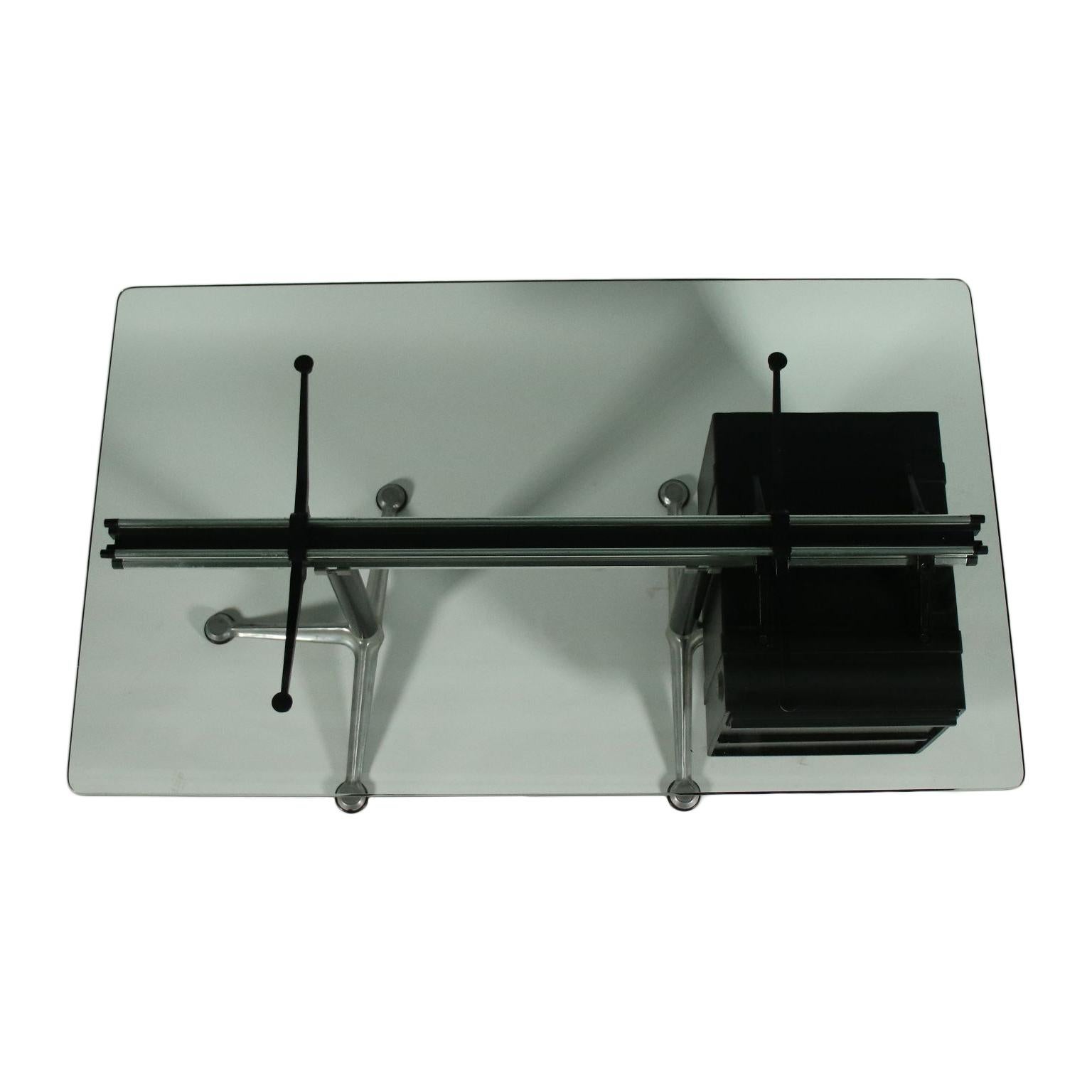 Italian Herman Miller Bruce Burdick Desk Aluminium Metal Glass, 1970s-1980s