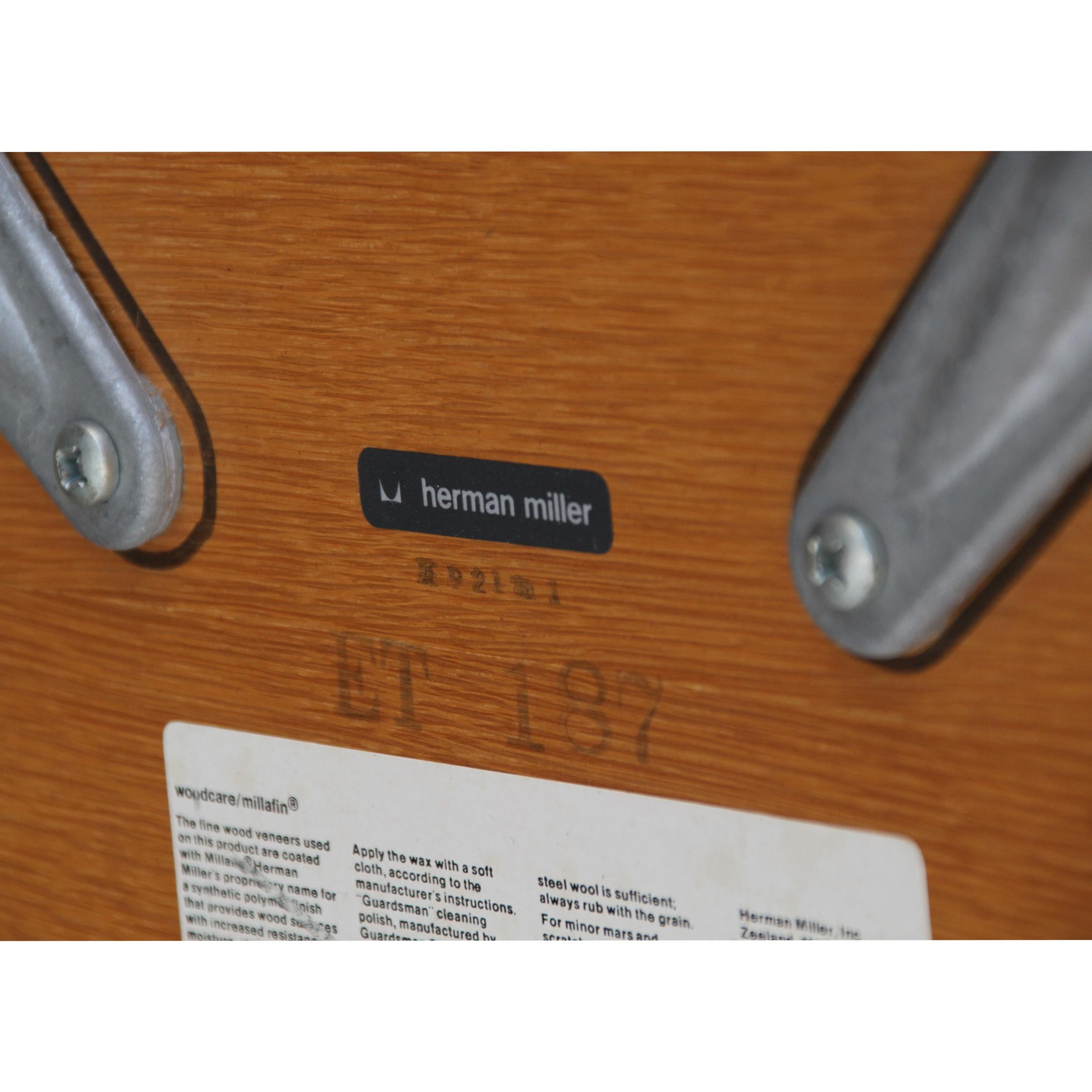 Table de conférence/de salle à manger Herman Miller en vente 1