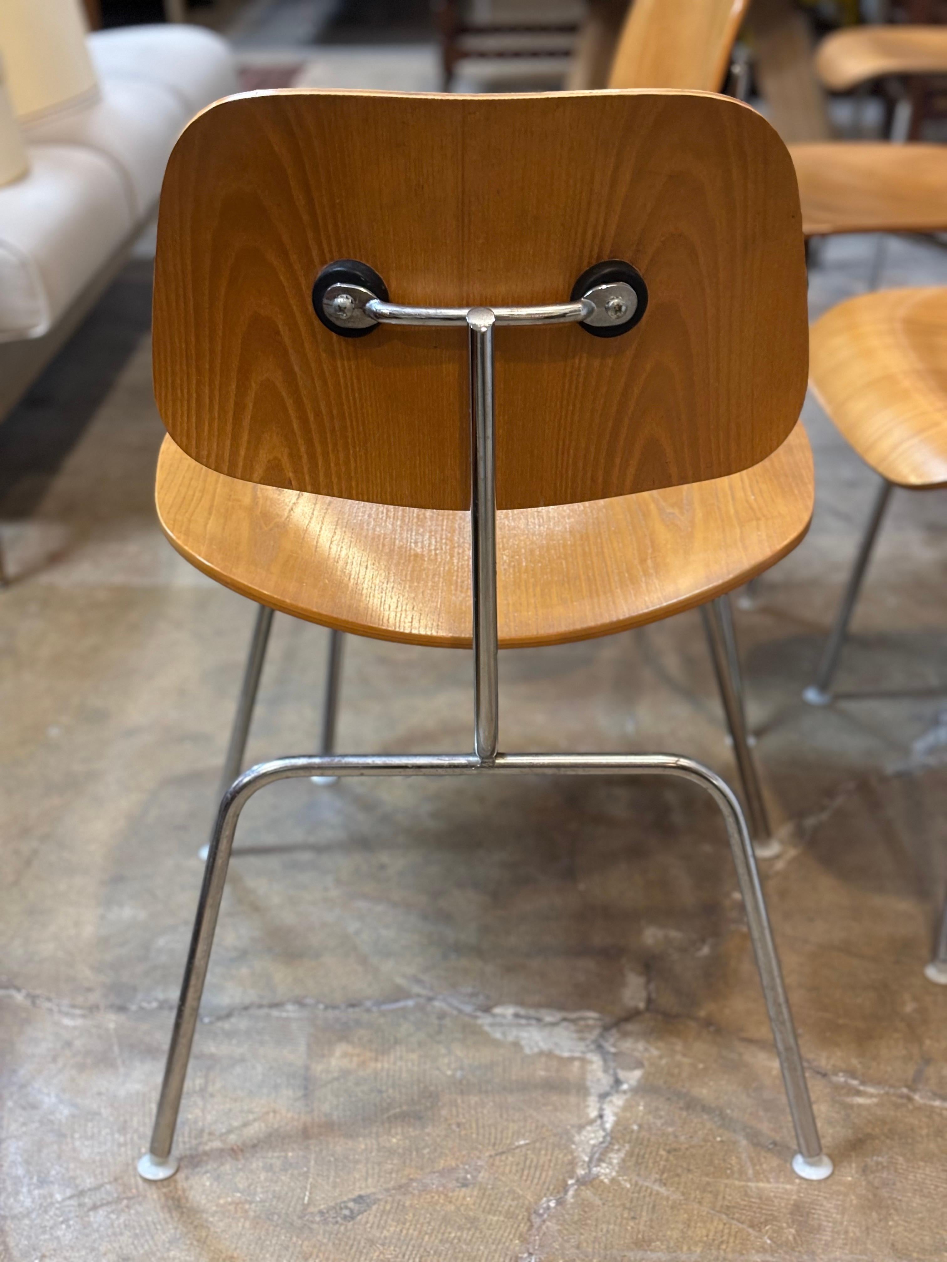 American Herman Miller DCM Eames Molded Plywood Dining Chairs, 1980s For Sale
