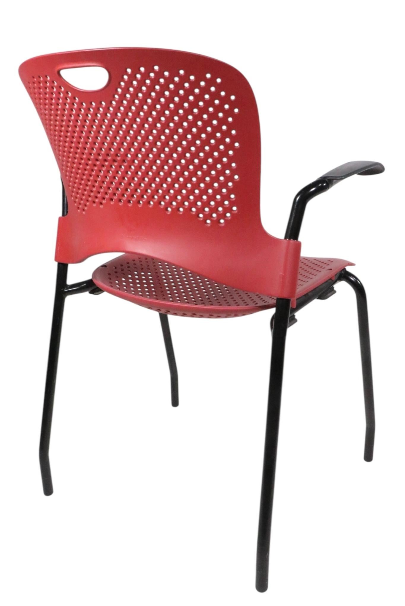 Herman Miller Dinette Set 4 Caper Chairs and Universal Base Cafe Dining Table im Angebot 6