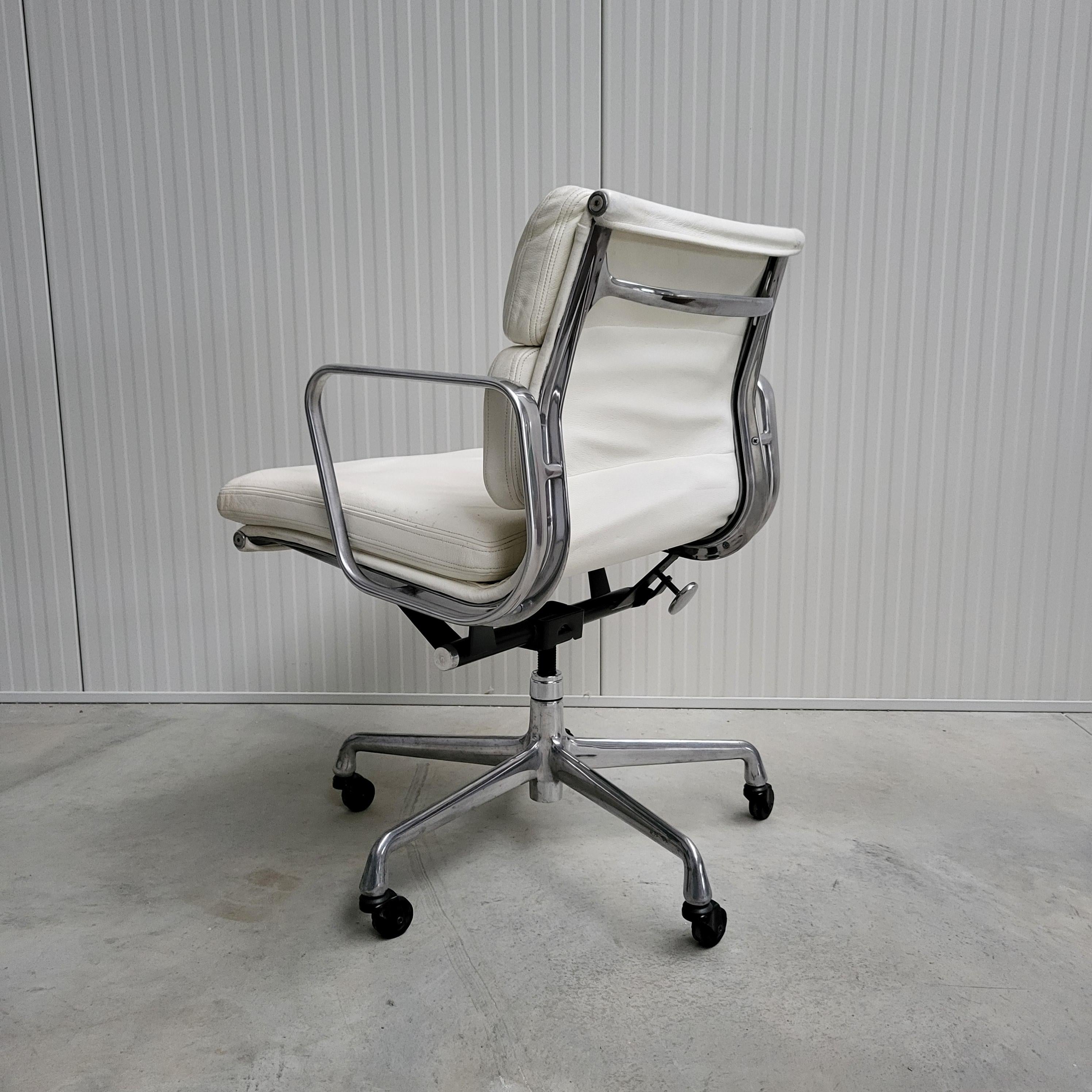 Contemporary Herman Miller EA335 Soft Pad Office Chair by Charles Eames