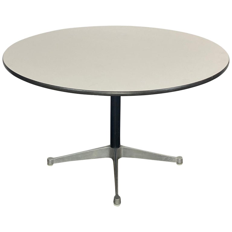 Herman Miller Eames Dining Table For Sale at 1stDibs