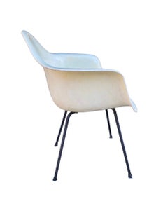 Fauteuil Eames en parchemin par Herman Miller, 2e édition Zenith