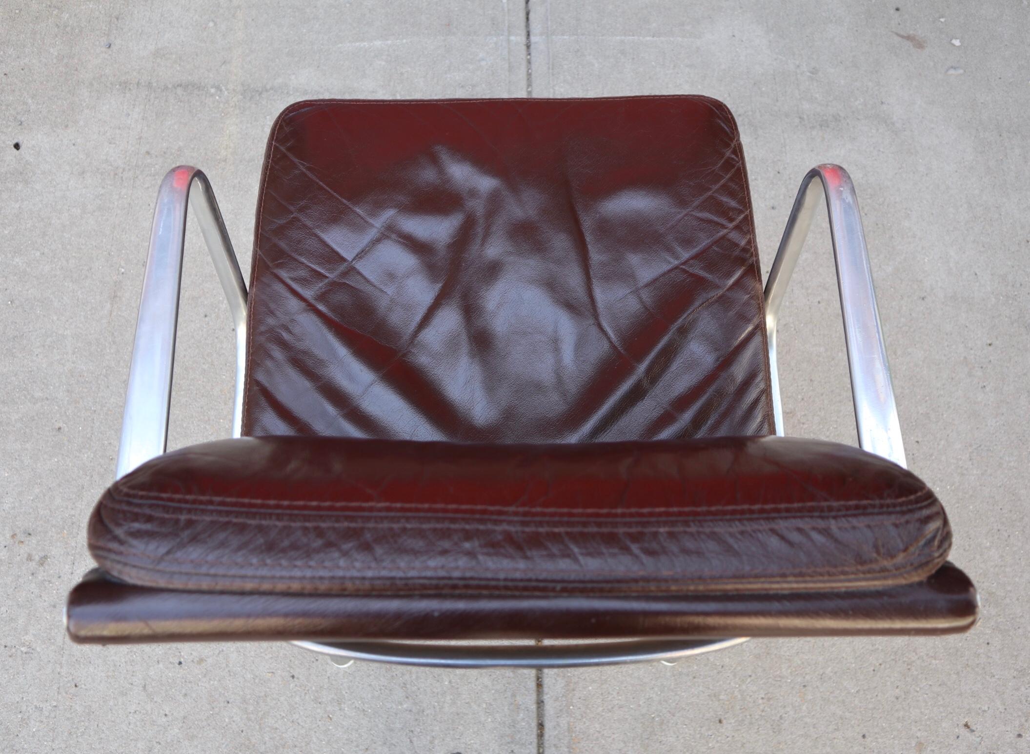 Exceptional Herman Miller Eames Brown Leather Soft Pad Management Office Chair 8