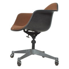 Used Herman Miller Eames Bucket Office Chair with Casters Mid-Century Modern