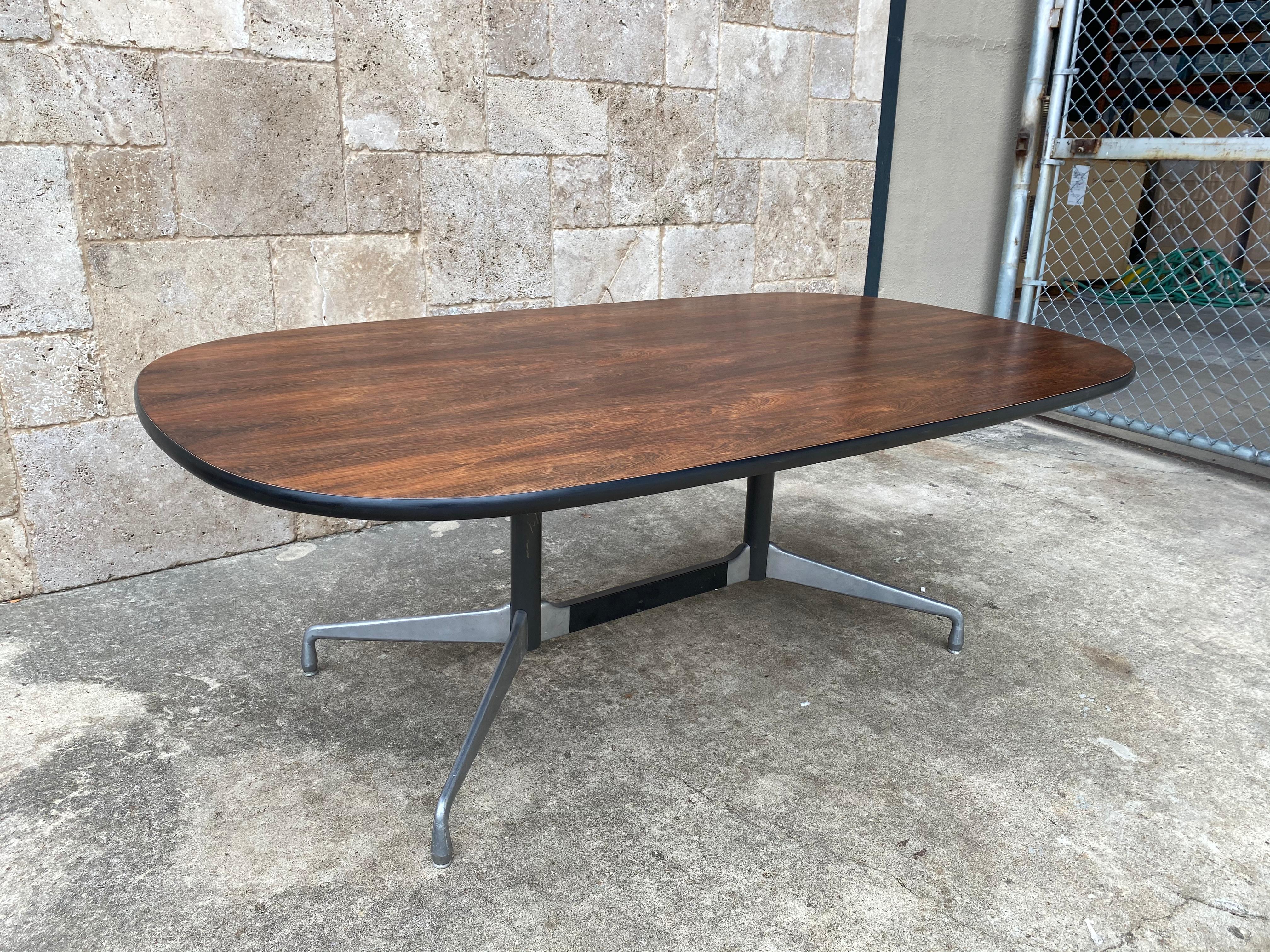 Mid-Century Modern Herman Miller Eames Conférence ou table à manger