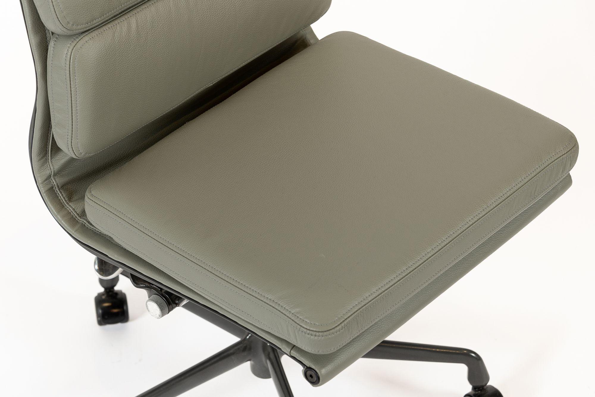 Herman Miller Eames Gray Leather Desk Chair Soft Pad 2000s 2