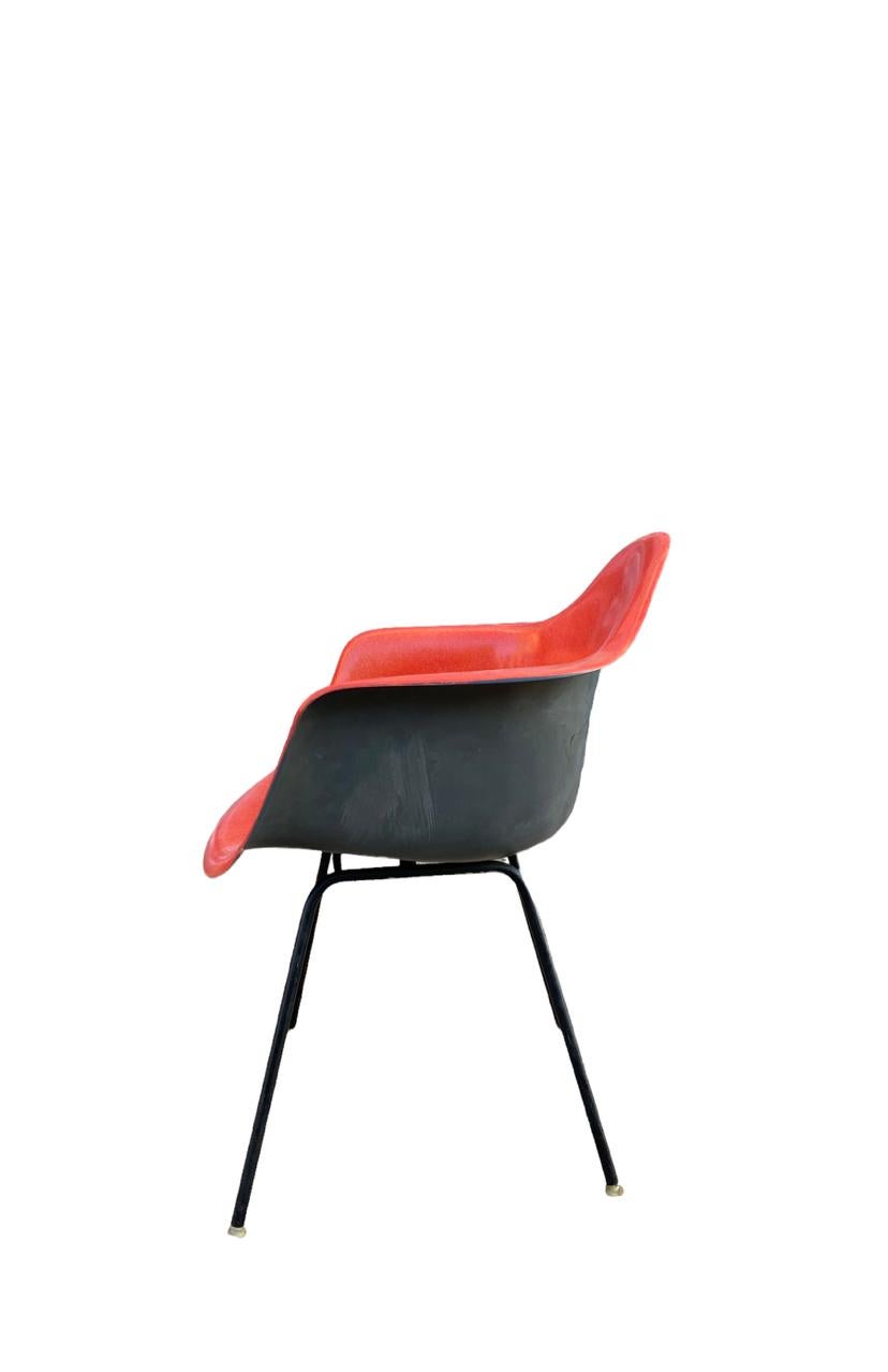 Herman Miller Eames DAX Stuhl aus Fiberglas (Moderne der Mitte des Jahrhunderts) im Angebot