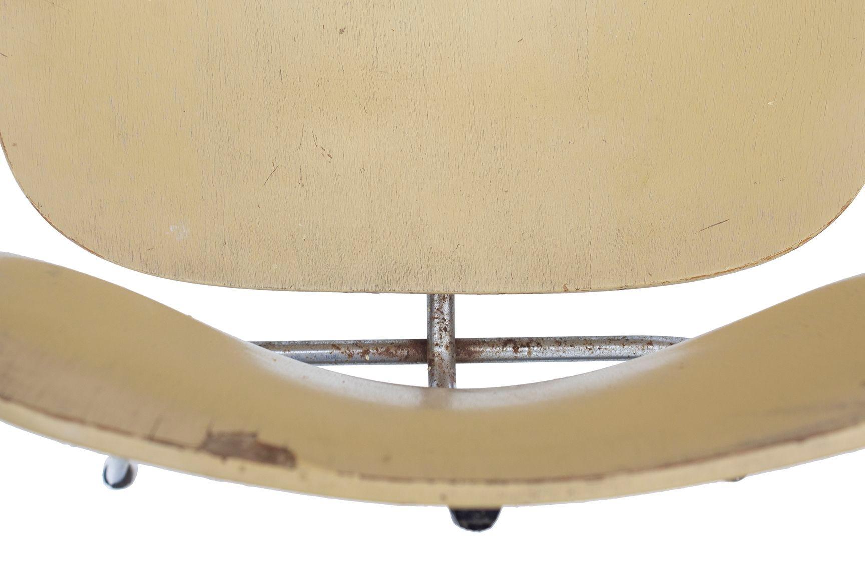Chrome Chaise Eames DCM jaune beurre - Finition teintée à l'aniline rouge Herman Miller en vente