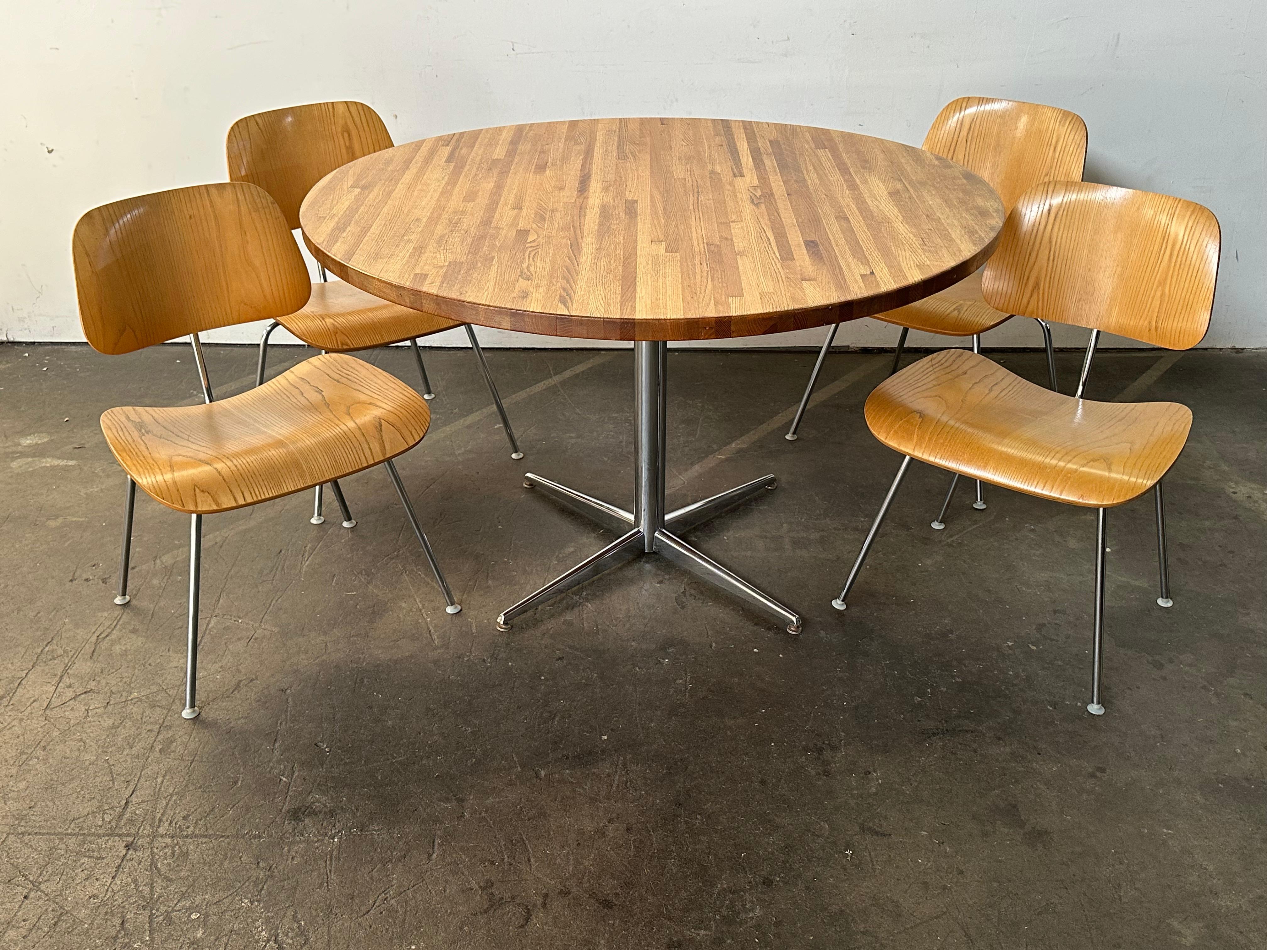 20th Century Herman Miller Eames DCM Dining Chair Set with 48” Round Butcher Block Table For Sale