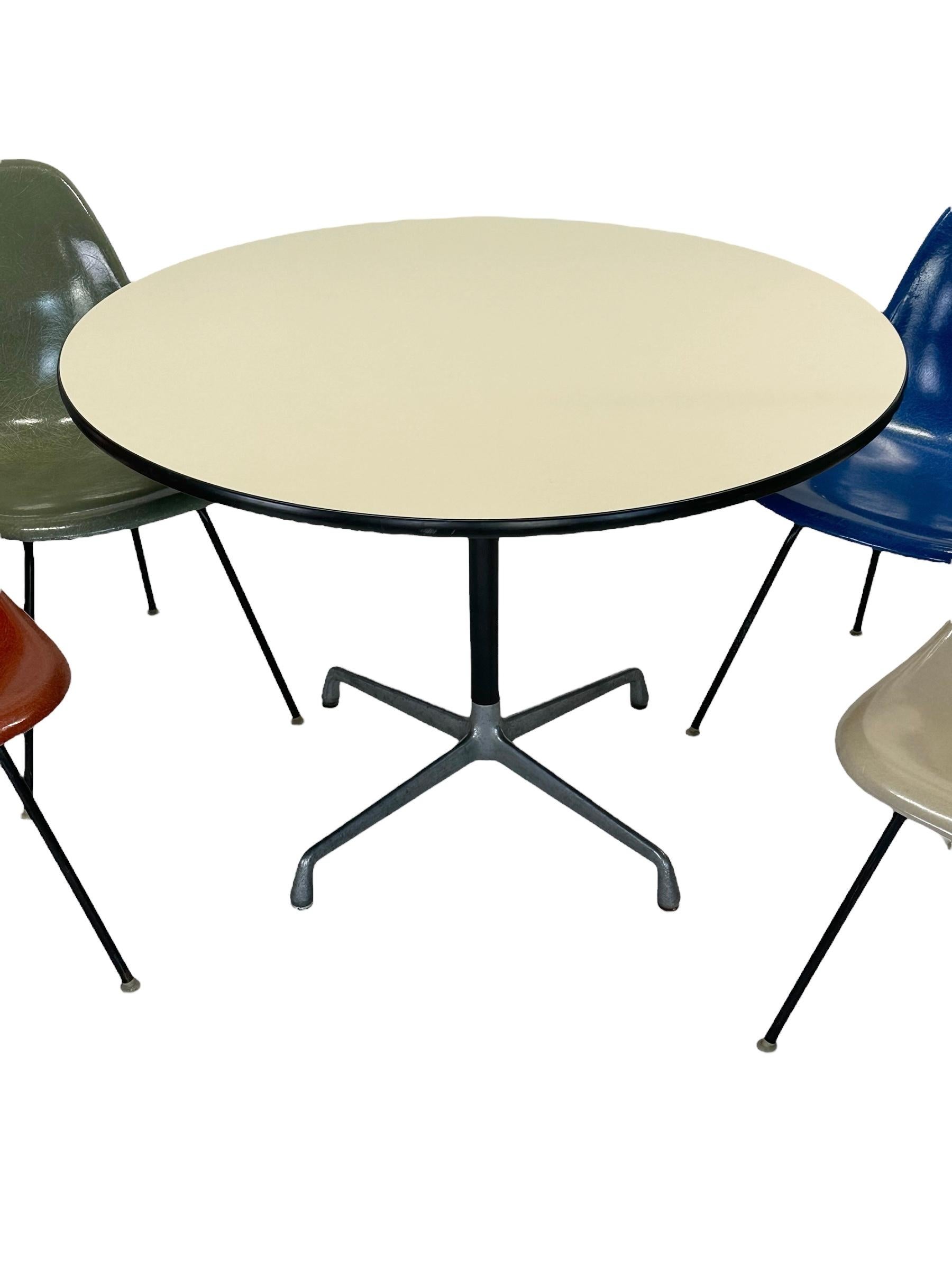 Herman Miller Eames Dining Chair and Table Set For Sale 6