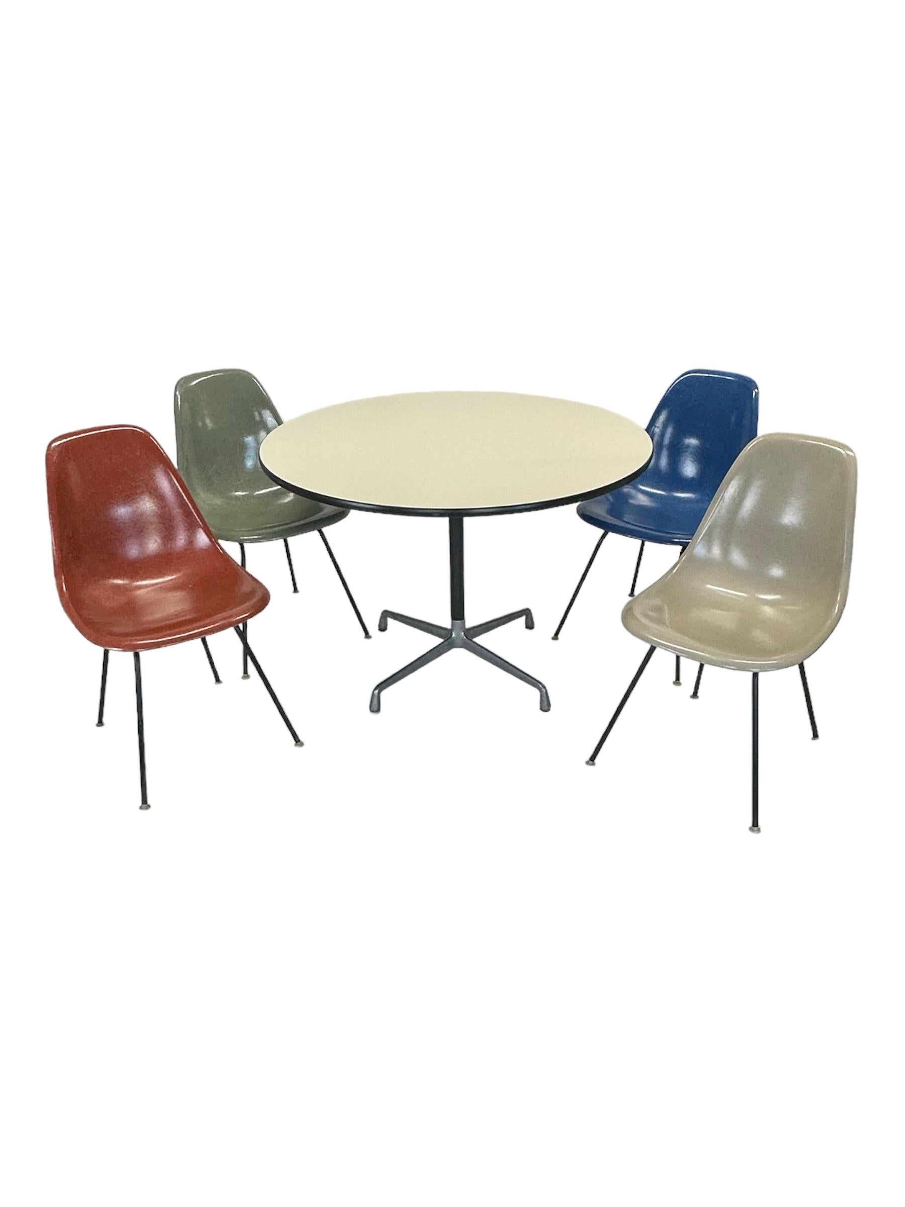 Herman Miller Eames Dining Chair and Table Set For Sale 12
