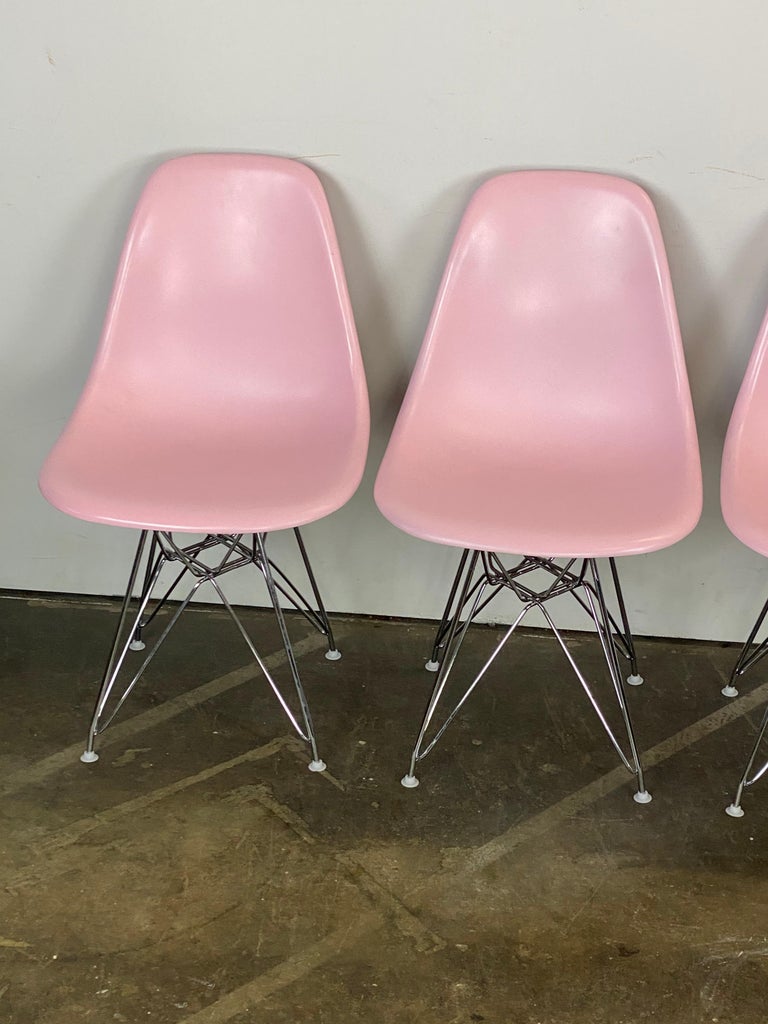 Herman Miller Eames Dining Chairs in Pink at 1stDibs herman miller