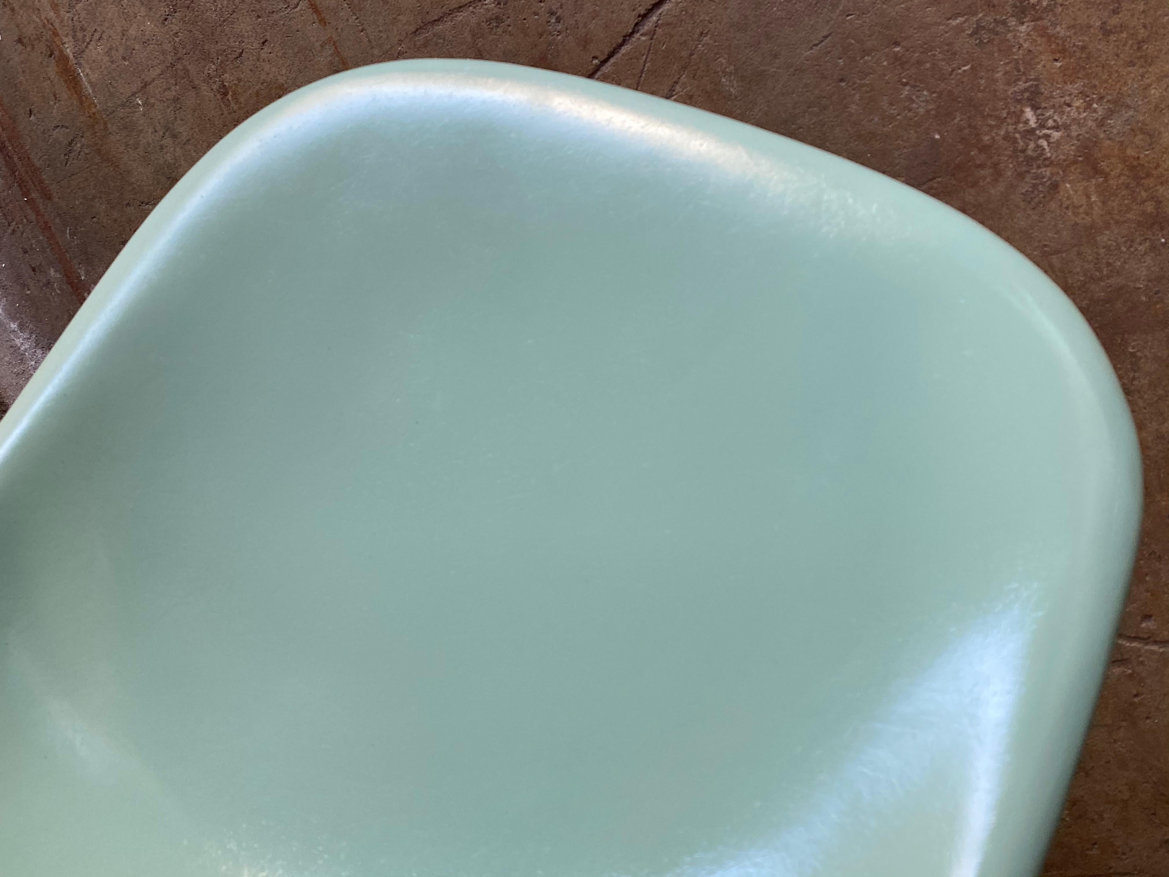 Mid-Century Modern Herman Miller Eames Dining Chairs in Seafoam Green