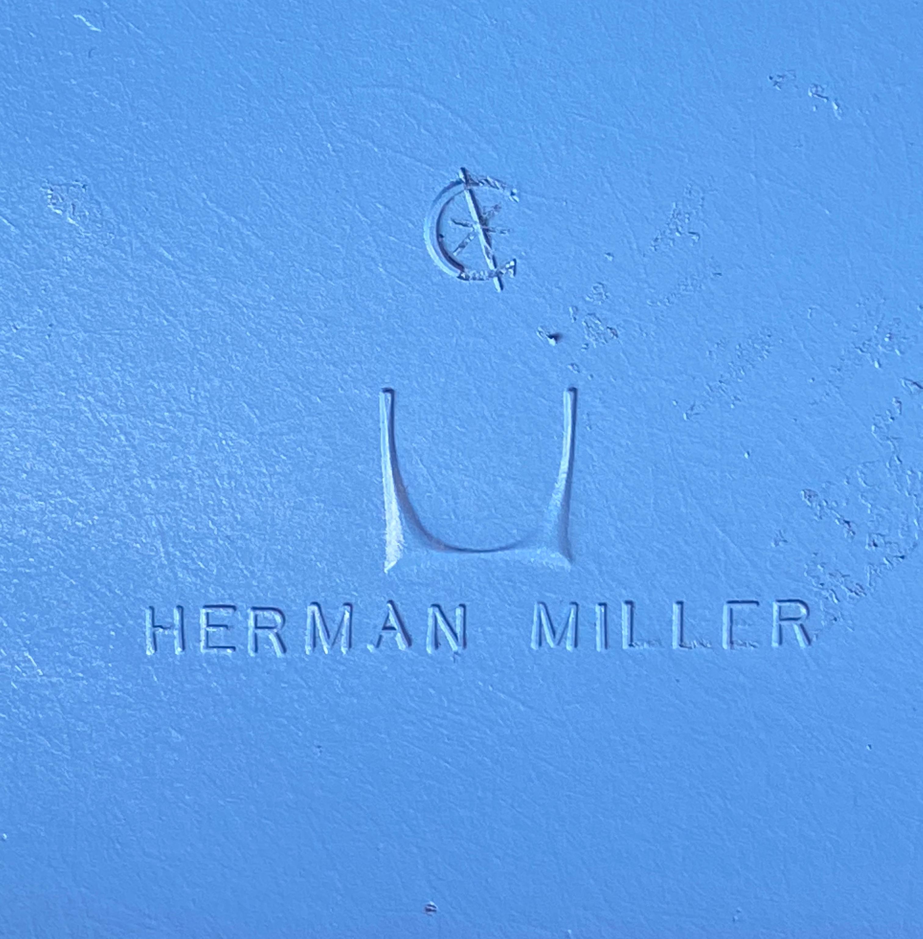 Herman Miller Eames-Esszimmerstühle in Pastellfarben im Angebot 3