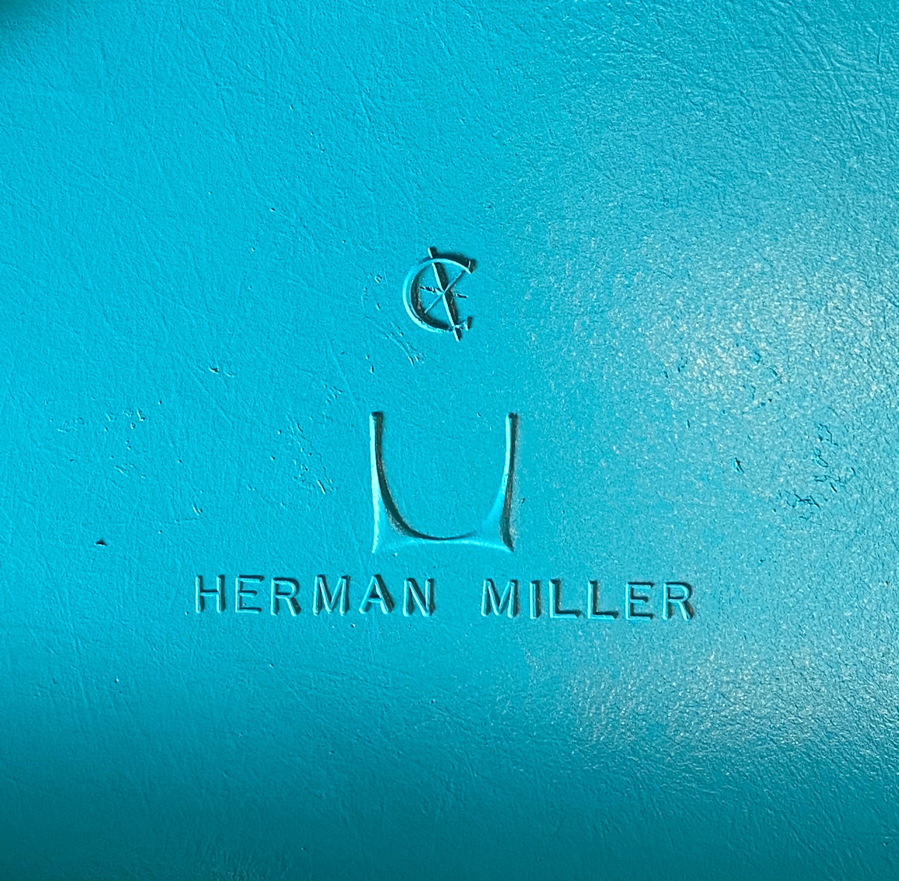 Herman Miller Eames Dining Chairs Set in Pastels In Good Condition For Sale In Brooklyn, NY