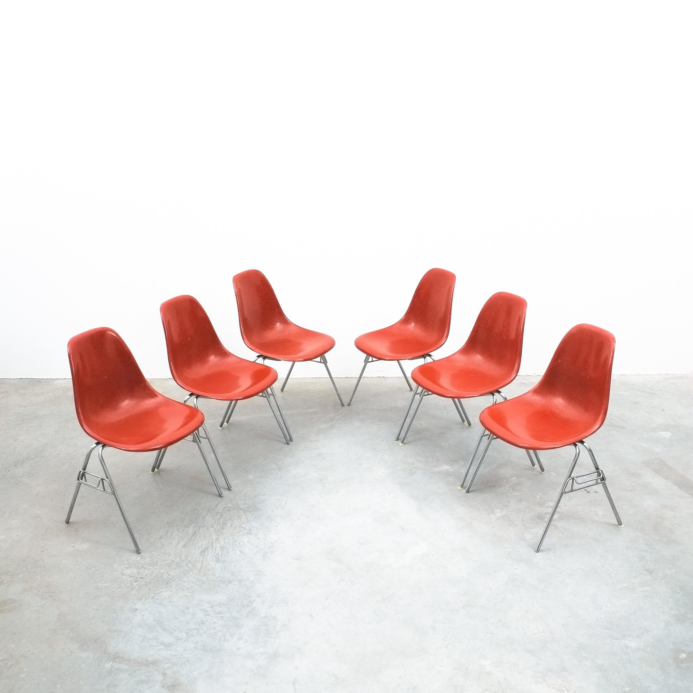 12 rare Herman Miller Eames dining chairs terracotta, circa 1970

we have 2 sets a 6 pieces available.

They were produced in the years 1970-1978. DSR plastic side chair. The scarce terracotta (TC) colored shell has its original finish with