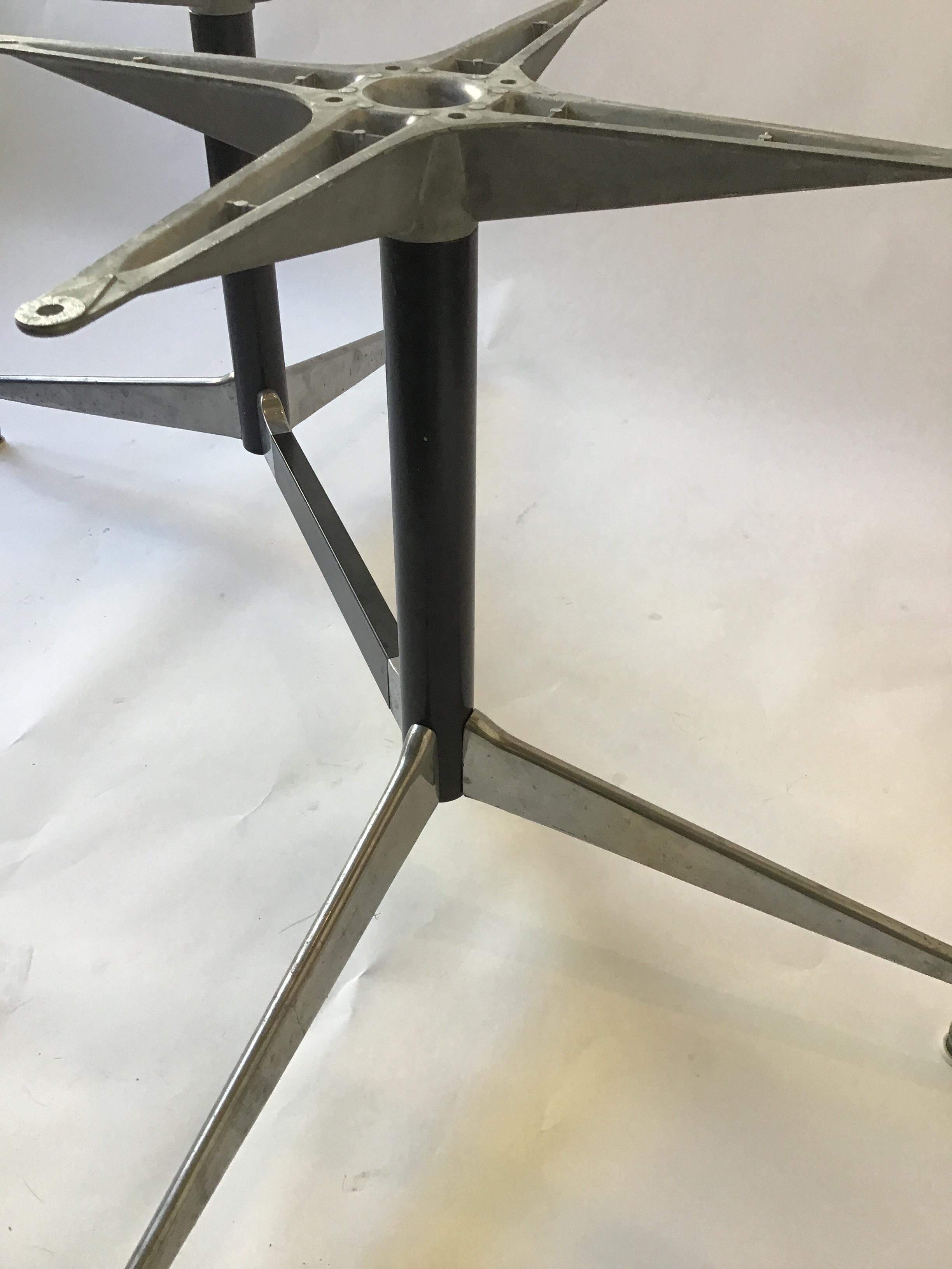Herman Miller Eames Dining or Conference Table Base In Good Condition In Tarrytown, NY