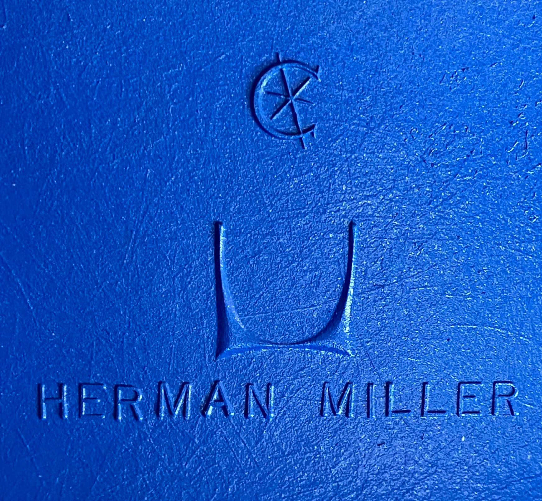 Herman Miller Eames Dining Set en vente 1