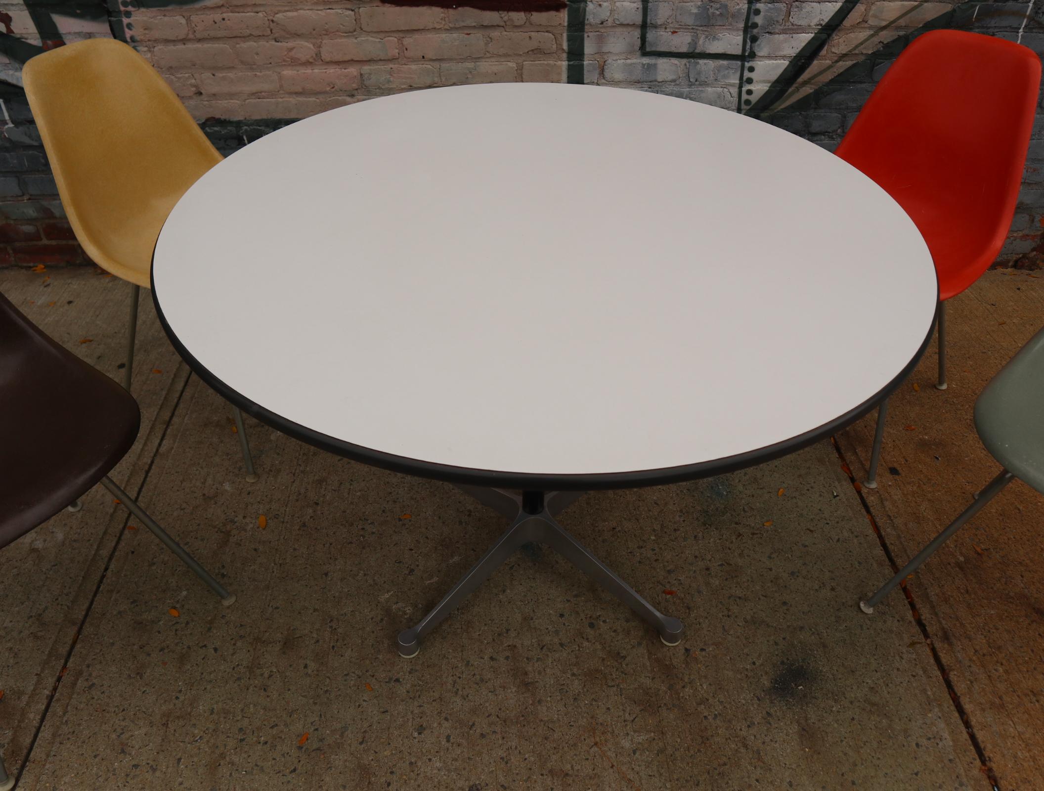 Mid-Century Modern Herman Miller Eames Dining Set with Table