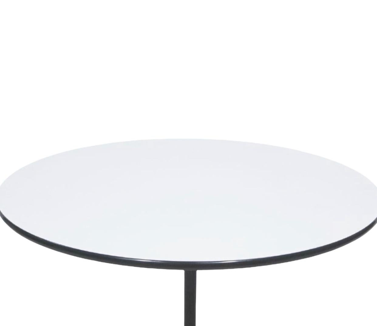 Mid-Century Modern Table à manger Eames 650 Herman Miller  en vente