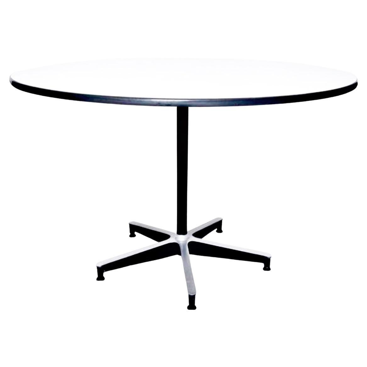 Herman Miller 650 Eames Dining Table  For Sale