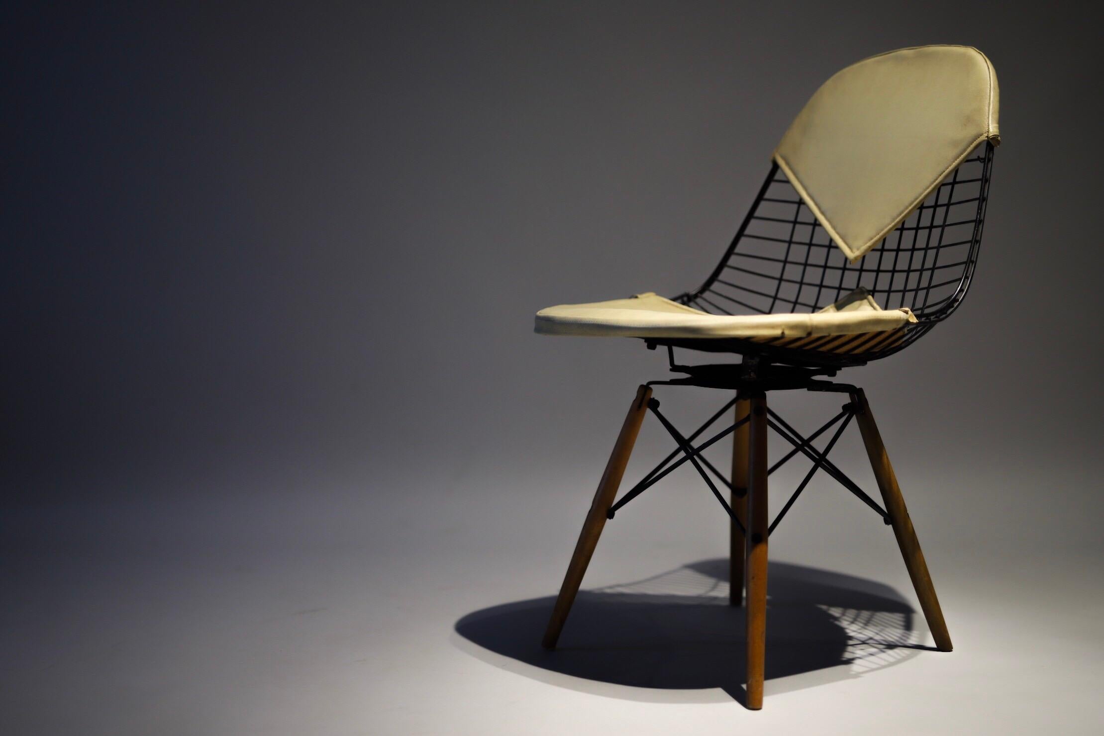 Herman Miller Eames Dowel Leg Chair 12