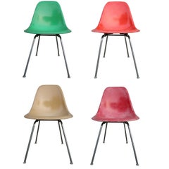 Herman Miller Eames Eames Multicoloured Dining Chairs Set