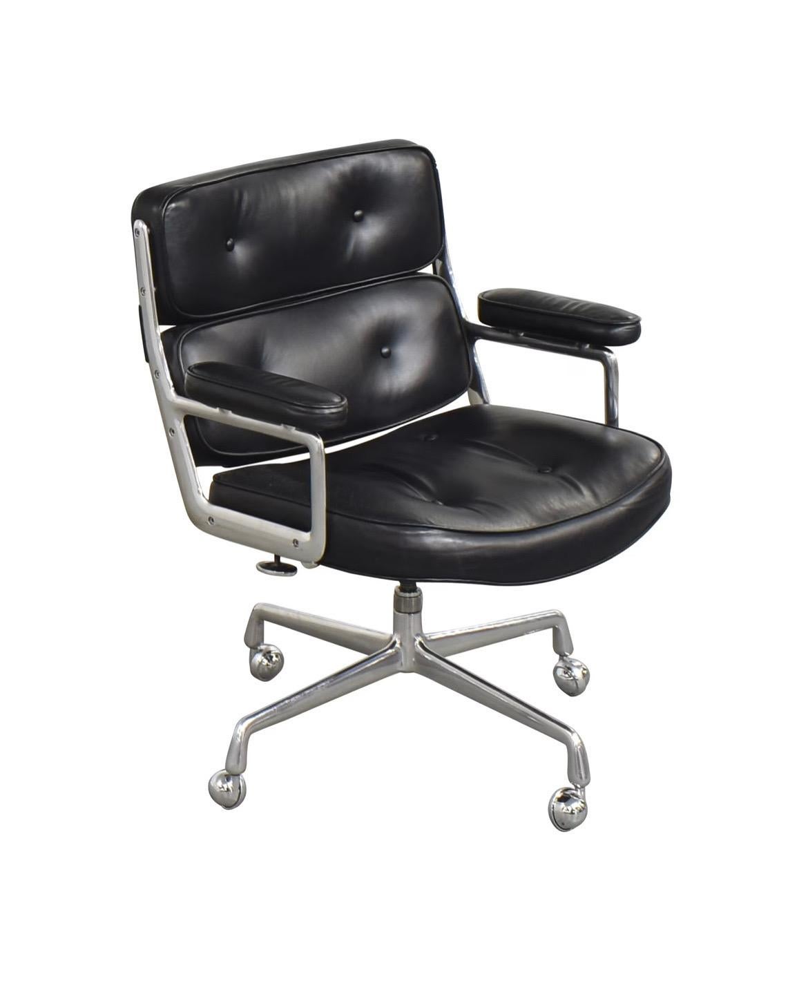 American Herman Miller Eames ES107 Time Life Chair